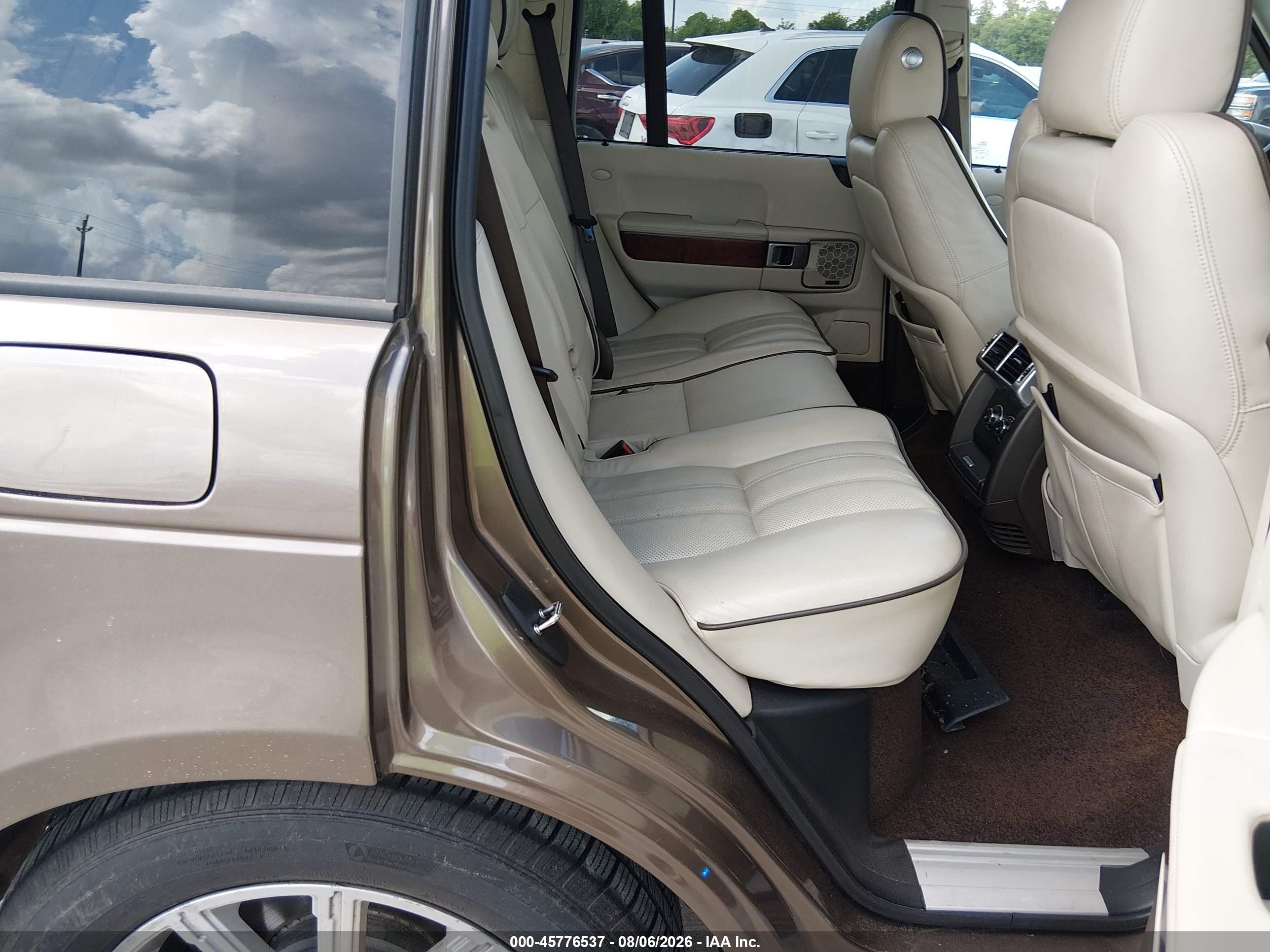 2011 Land Rover Range Rover Supercharged Brown vin: SALMF1E42BA331962