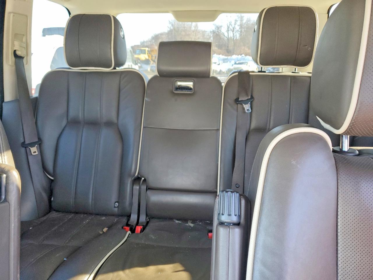 2010 Land Rover Range Rover Hse Luxury White vin: SALMF1E44AA319469