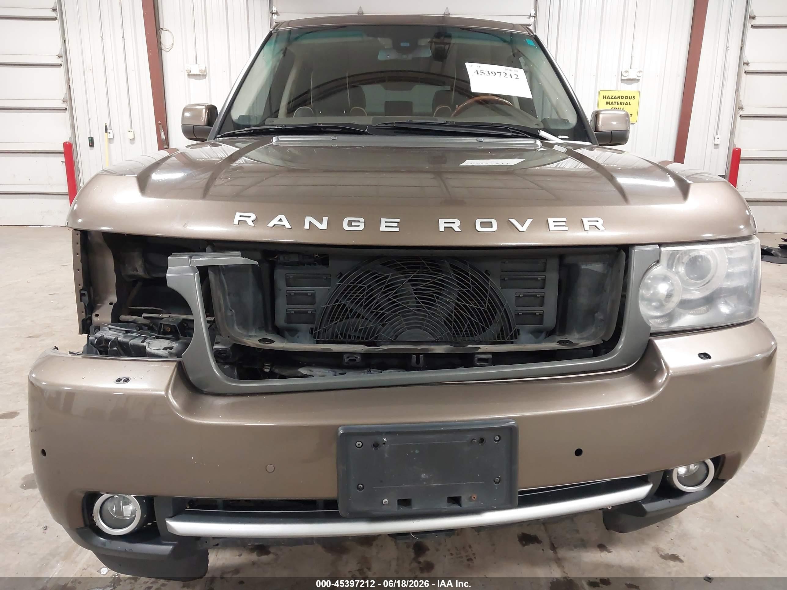 2010 Land Rover Range Rover Supercharged Tan vin: SALMF1E45AA309176