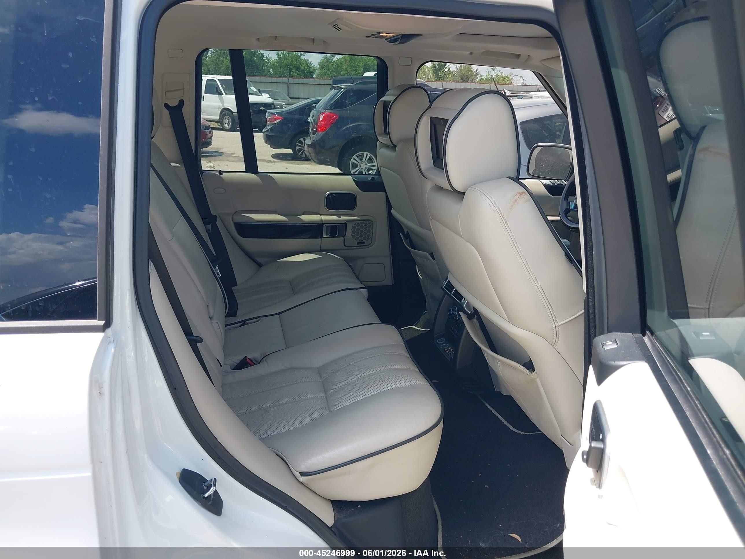 2011 Land Rover Range Rover Supercharged White vin: SALMF1E48BA333859