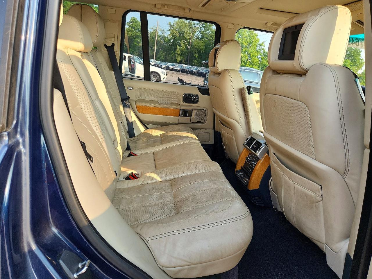 2011 Land Rover Range Rover Autobiography Blue vin: SALMP1E43BA330705