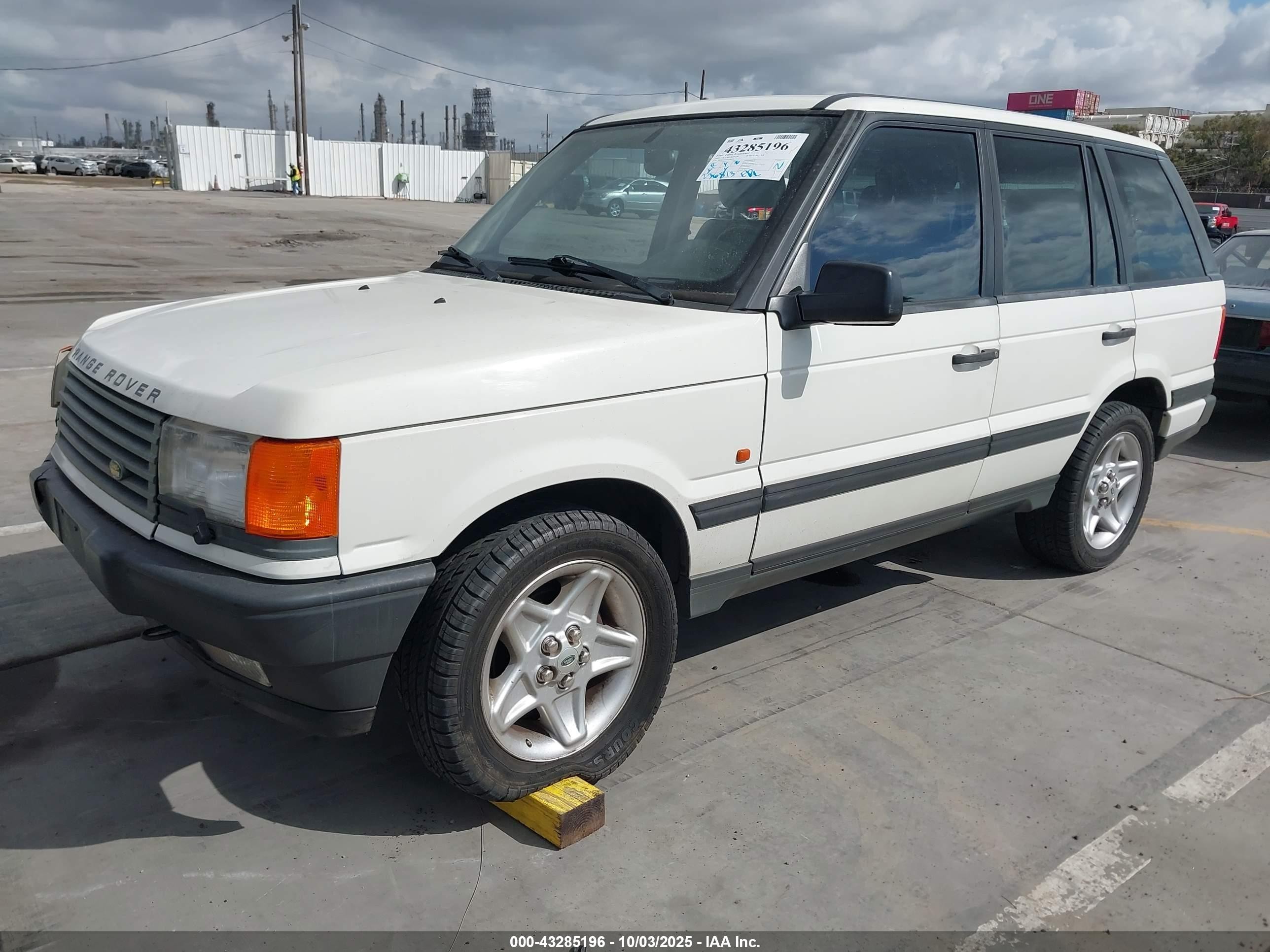 1999 Land Rover Range Rover 4.0/4.0 Se/4.0s White vin: SALPA1245XA406791