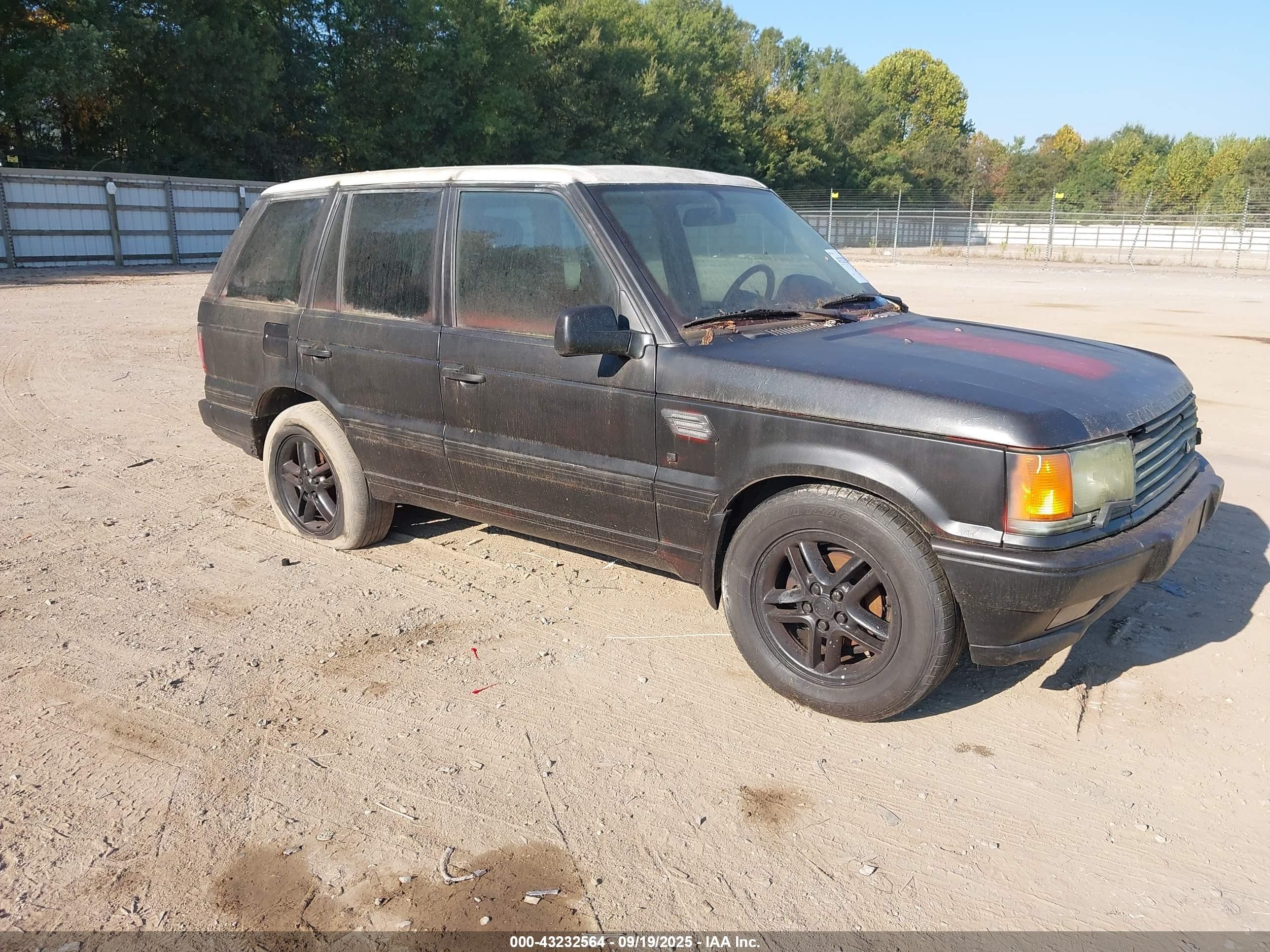 2002 Land Rover Range Rover 4.6 Hse Black vin: SALPM16462A465777