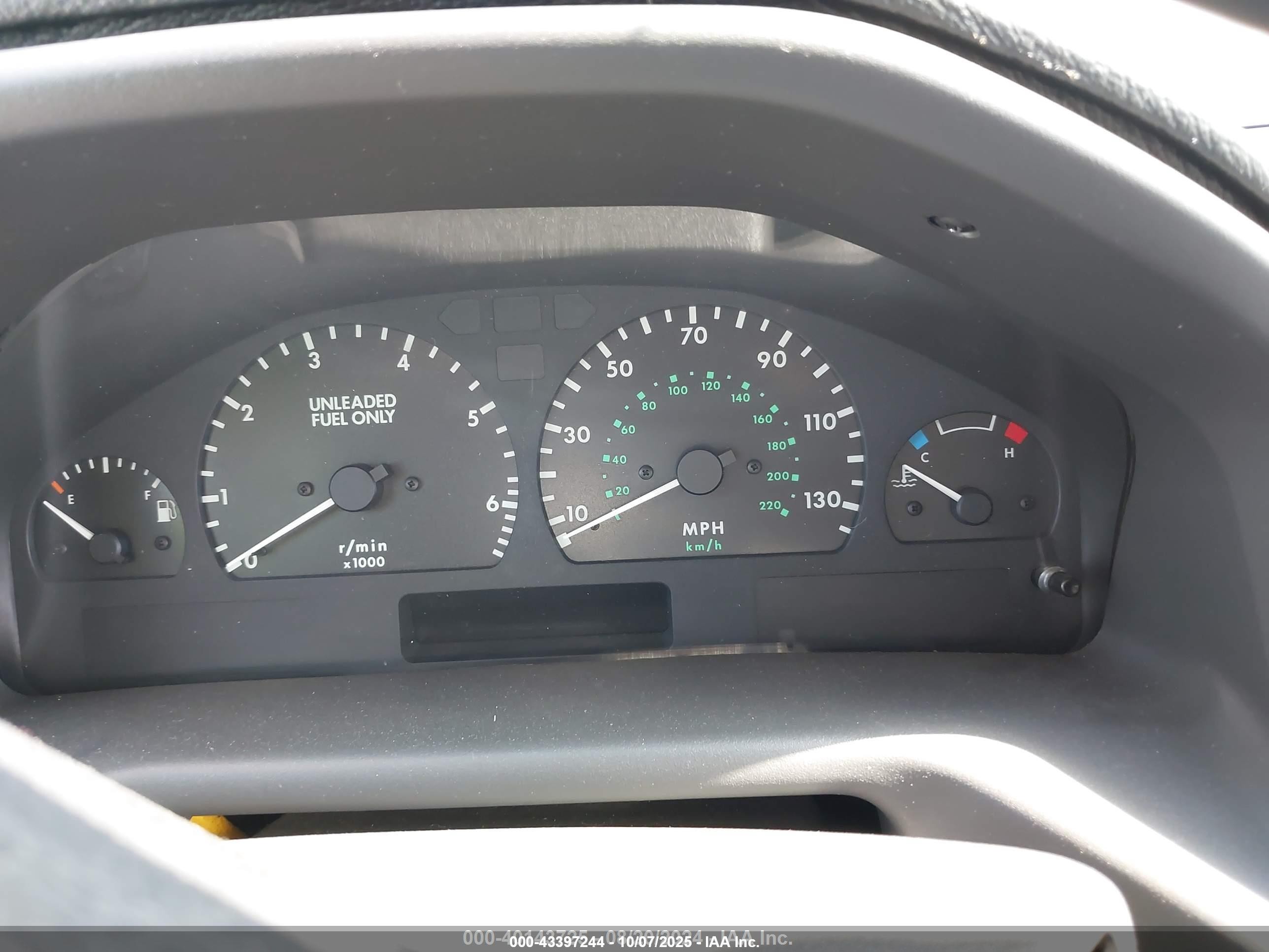 1998 Land Rover Range Rover Hse White vin: SALPV1442WA390856