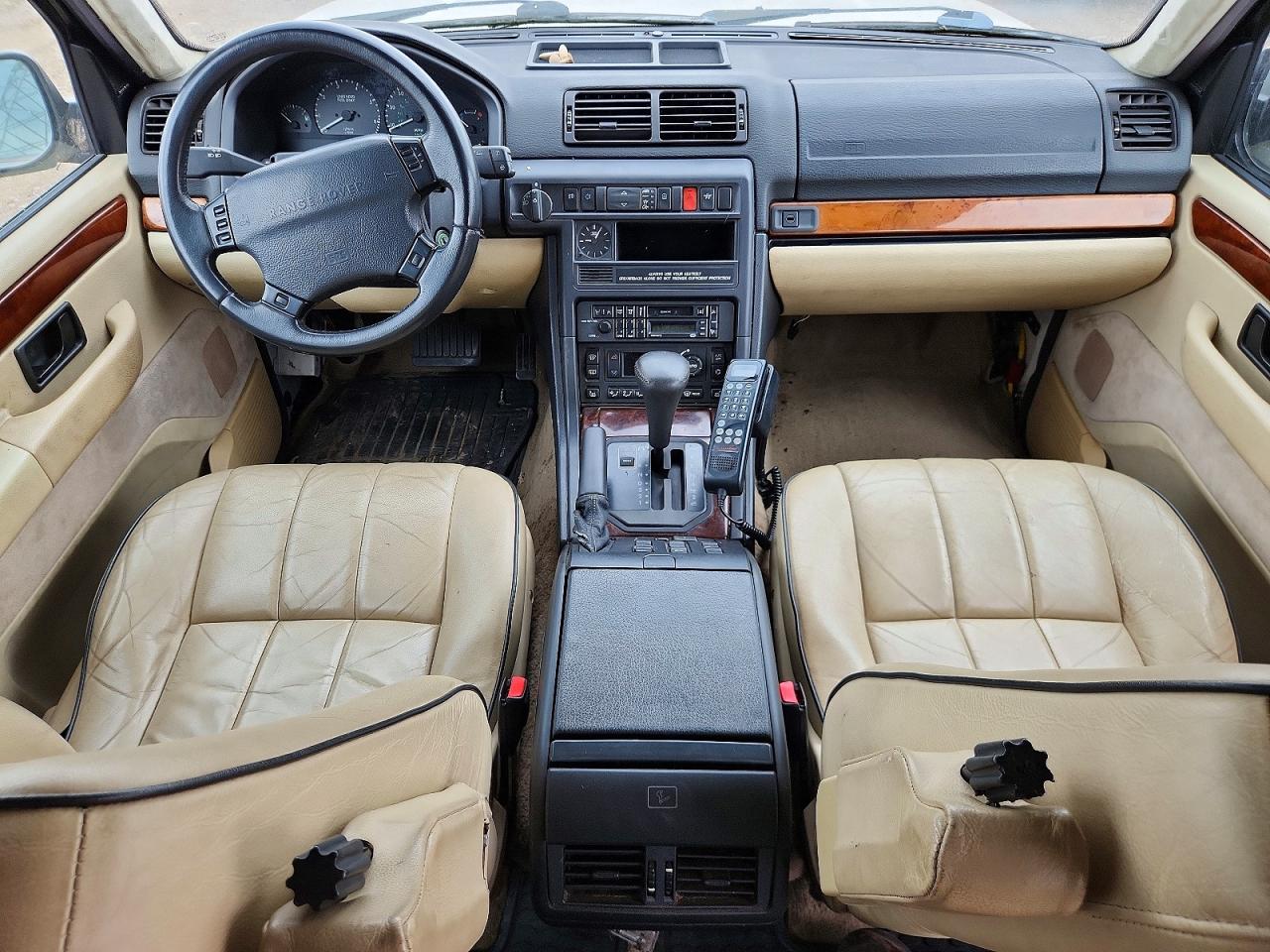 1997 Land Rover Range Rover White vin: SALPV1446VA372505