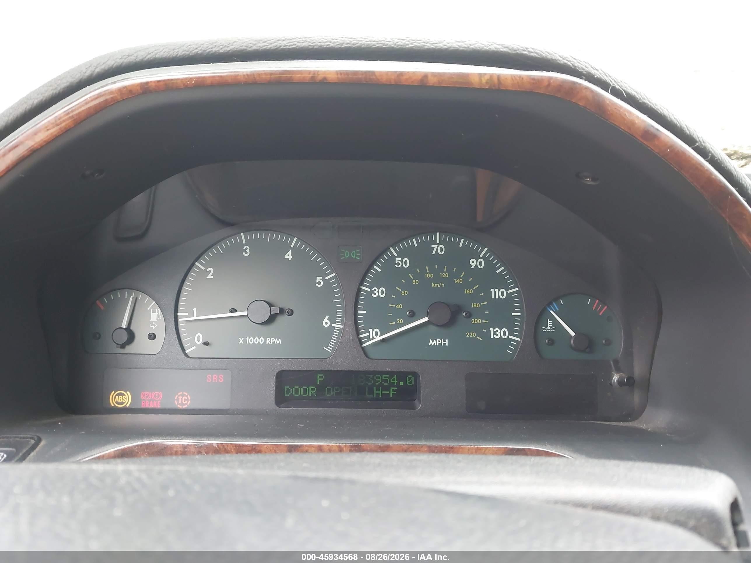 2000 Land Rover Range Rover 4.0 Se Red vin: SALPV1547YA432648