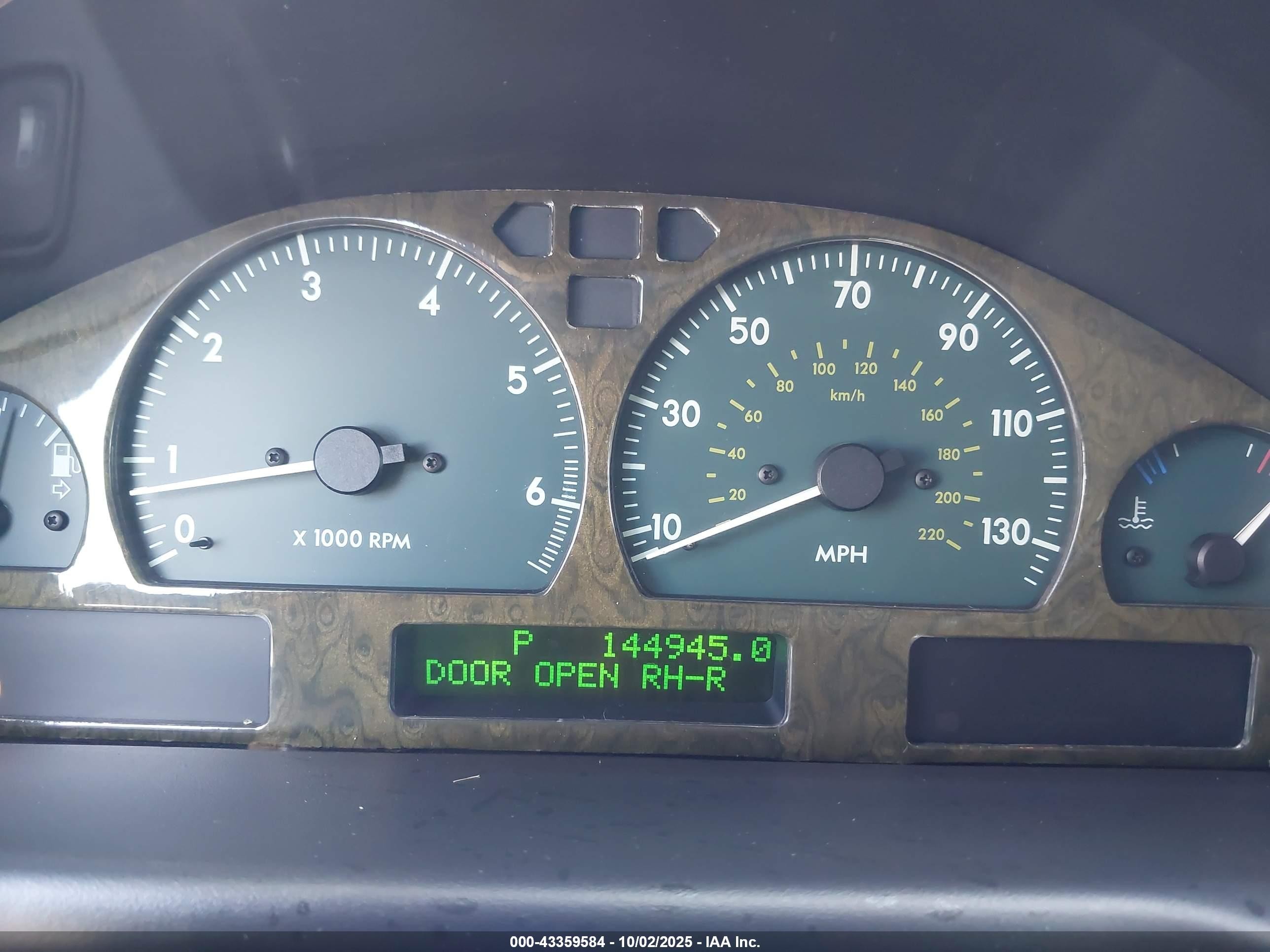 2000 Land Rover Range Rover 4.6 Hse Gray vin: SALPV1642YA441000