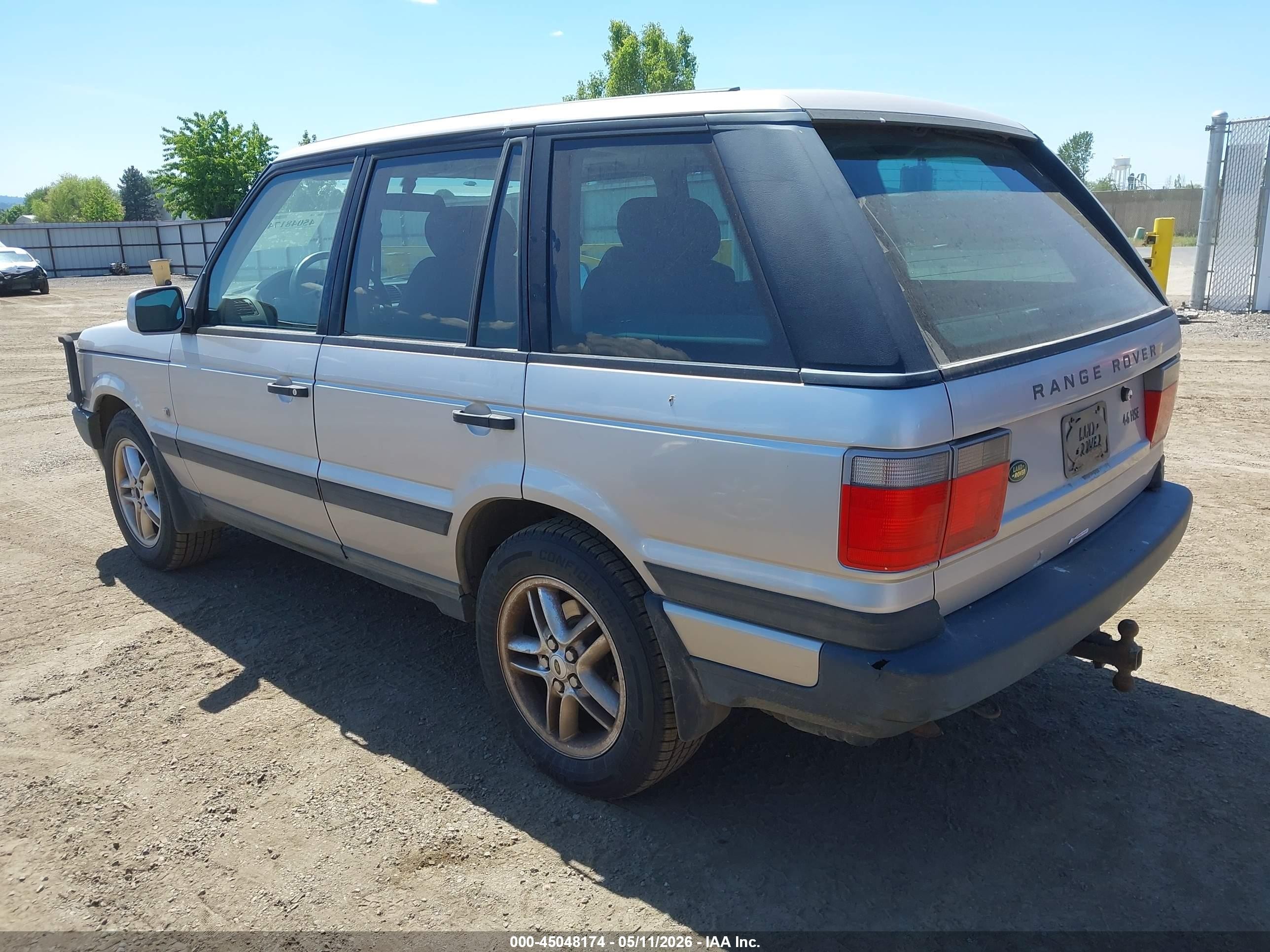 2000 Land Rover Range Rover 4.6 Hse Silver vin: SALPV1642YA441496
