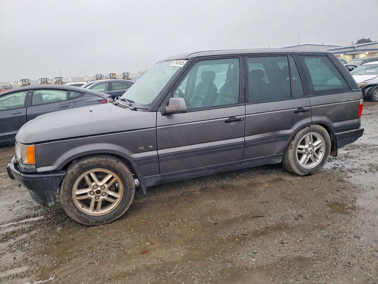 SALPV1647YA440974