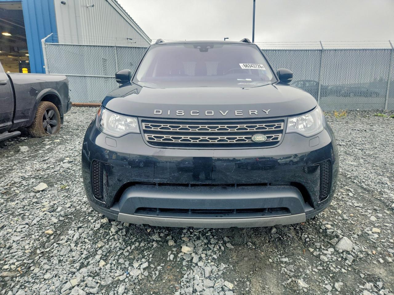 2018 Land Rover Discovery Se Black vin: SALRG2RK9JA052363