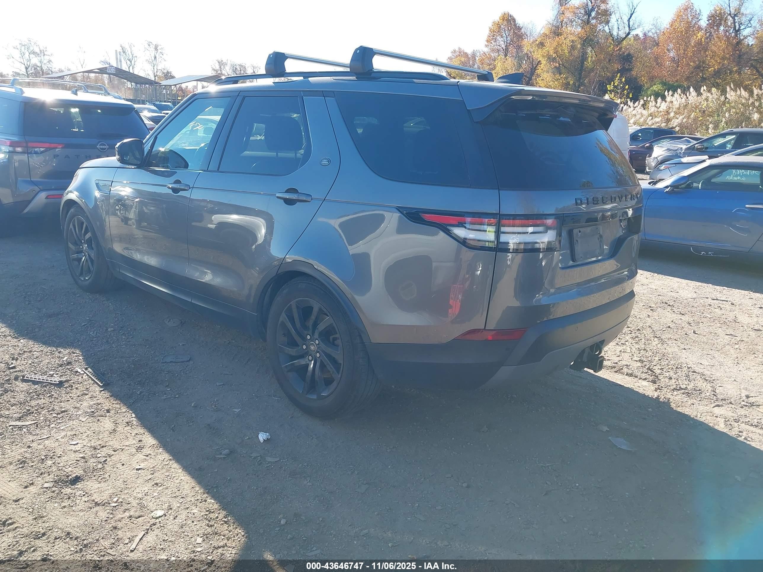 2018 Land Rover Discovery Se Gray vin: SALRG2RV0JA075413