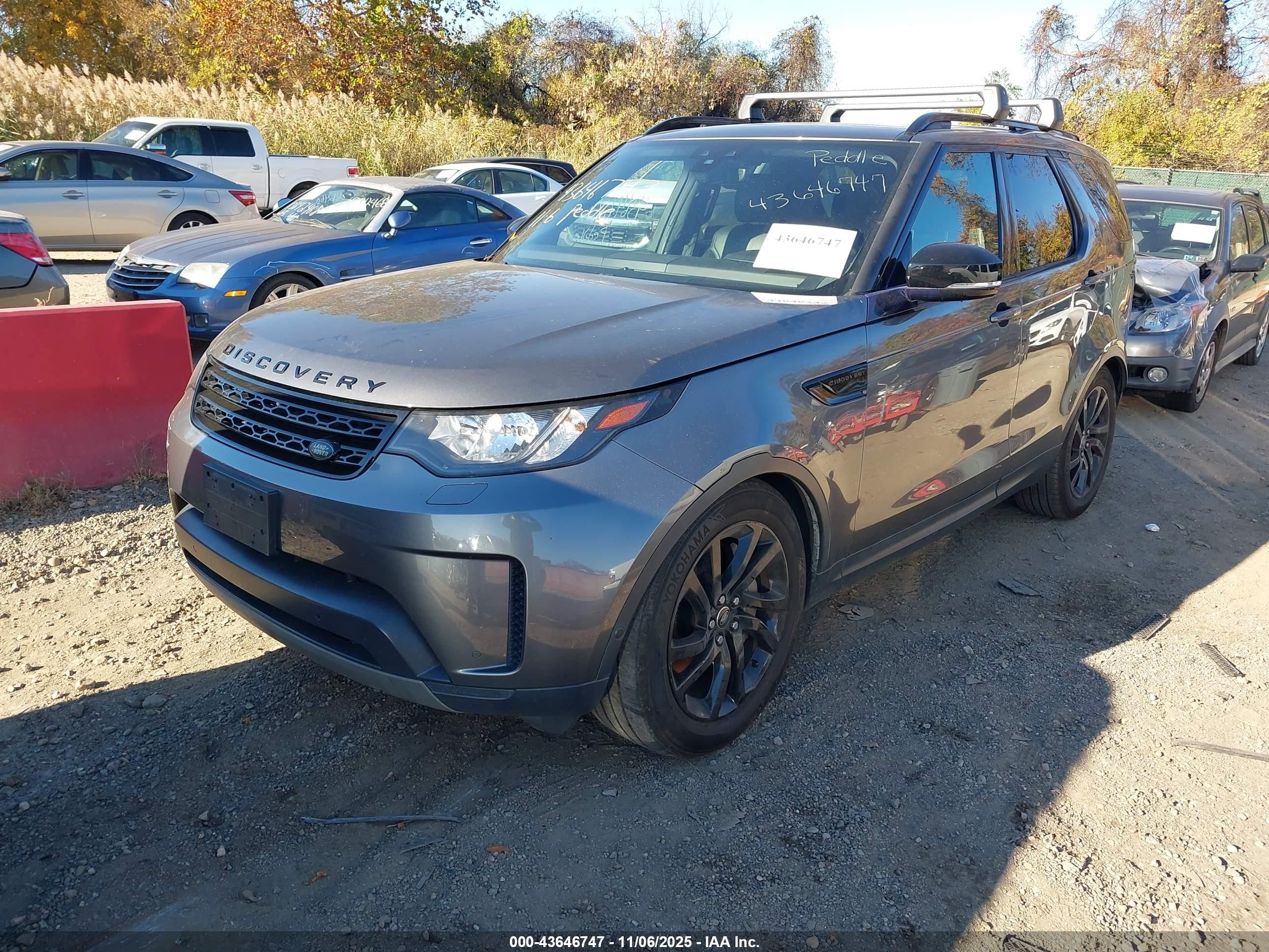 2018 Land Rover Discovery Se Gray vin: SALRG2RV0JA075413