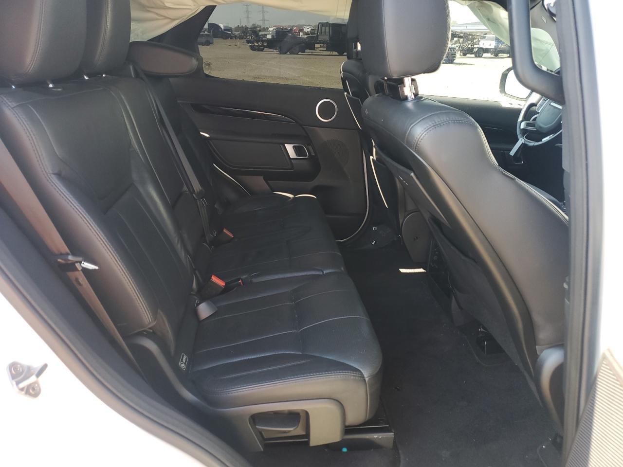 2018 Land Rover Discovery Se Белый vin: SALRG2RV1JA068244