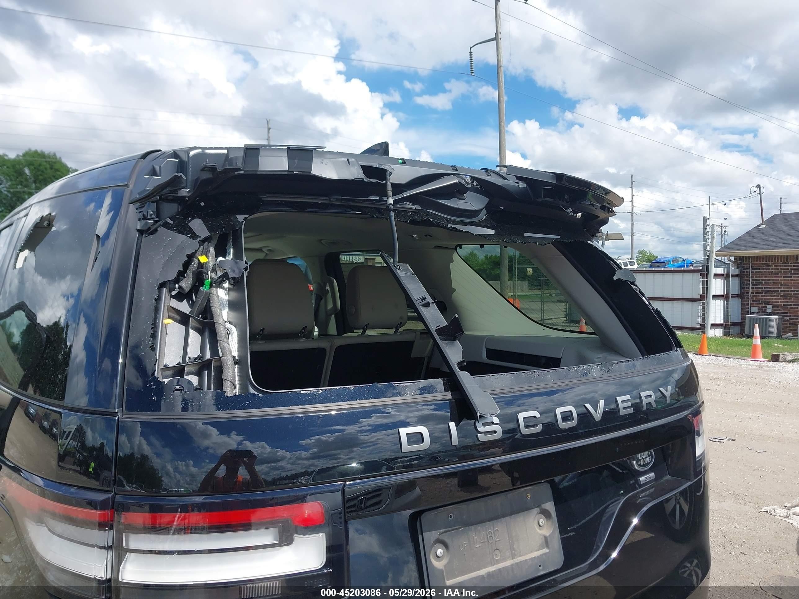 2020 Land Rover Discovery Se Black vin: SALRG2RV2L2428733