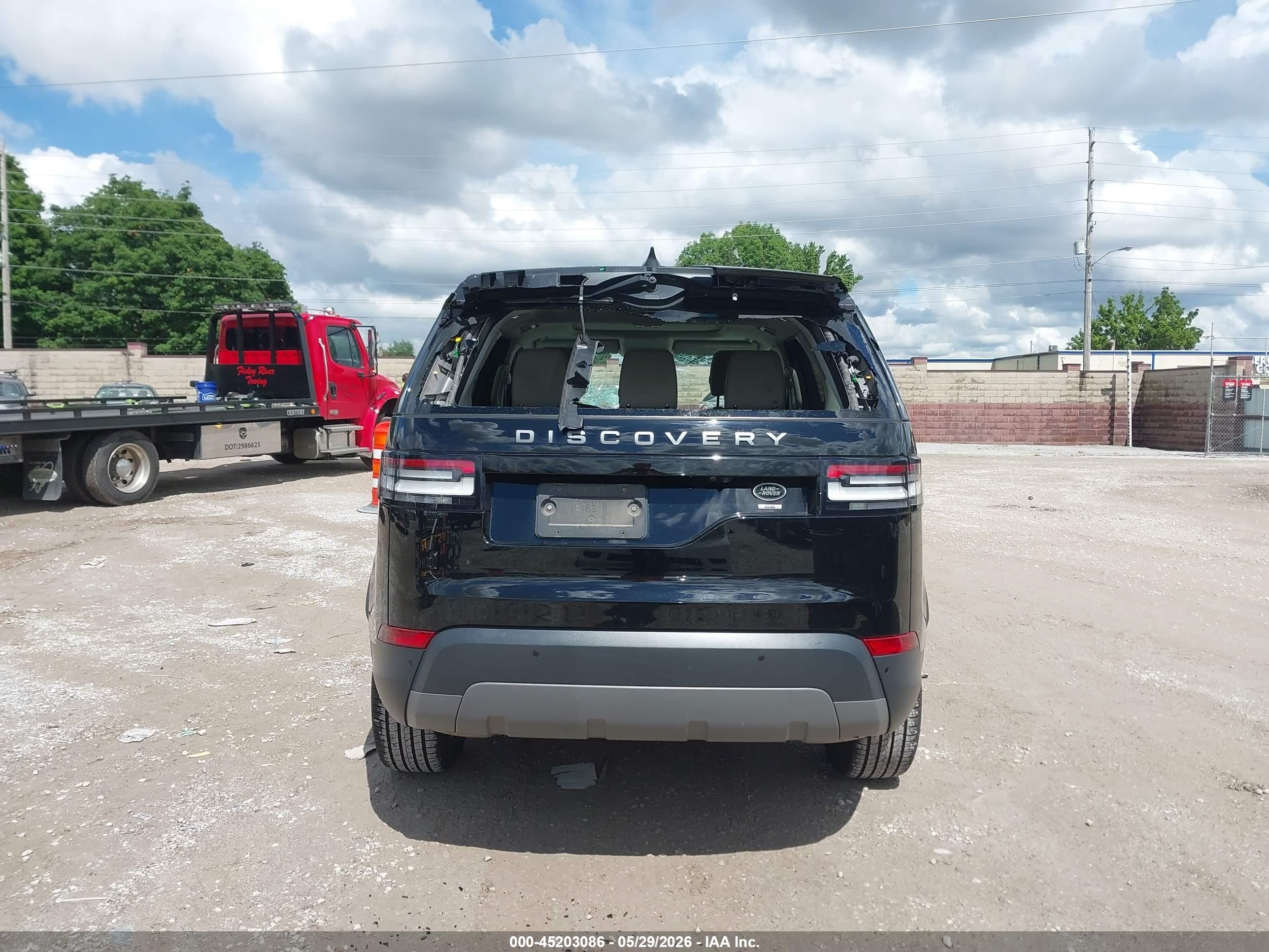 2020 Land Rover Discovery Se Black vin: SALRG2RV2L2428733