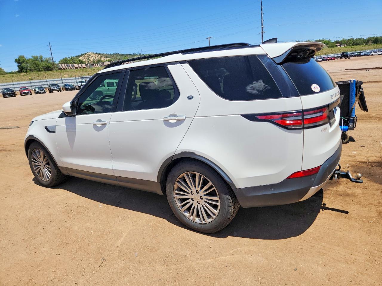 2017 Land Rover Discovery Hse Luxury White vin: SALRHBBK8HA000174