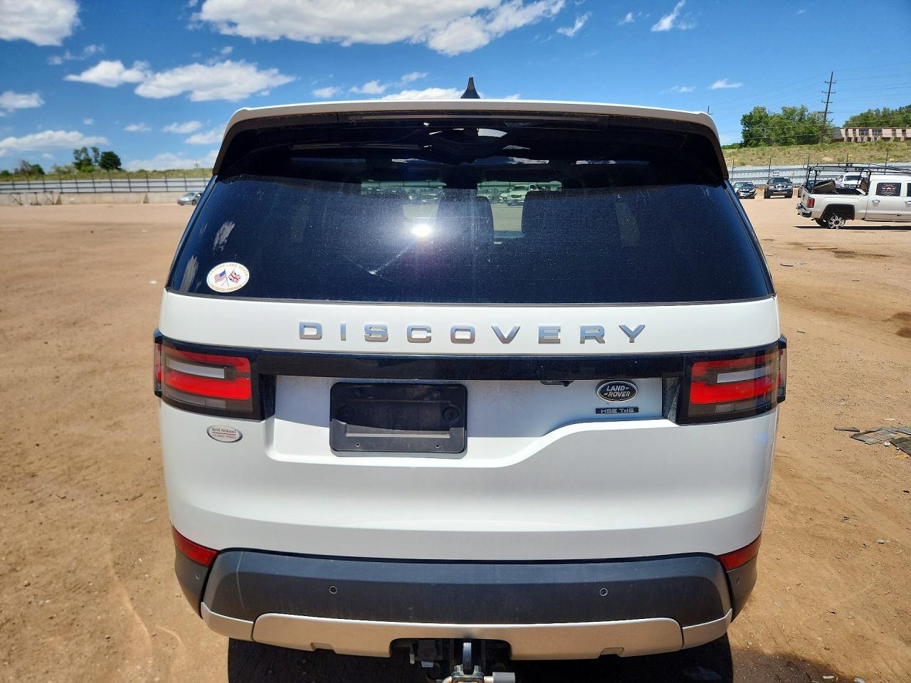 2017 Land Rover Discovery Hse Luxury White vin: SALRHBBK8HA000174
