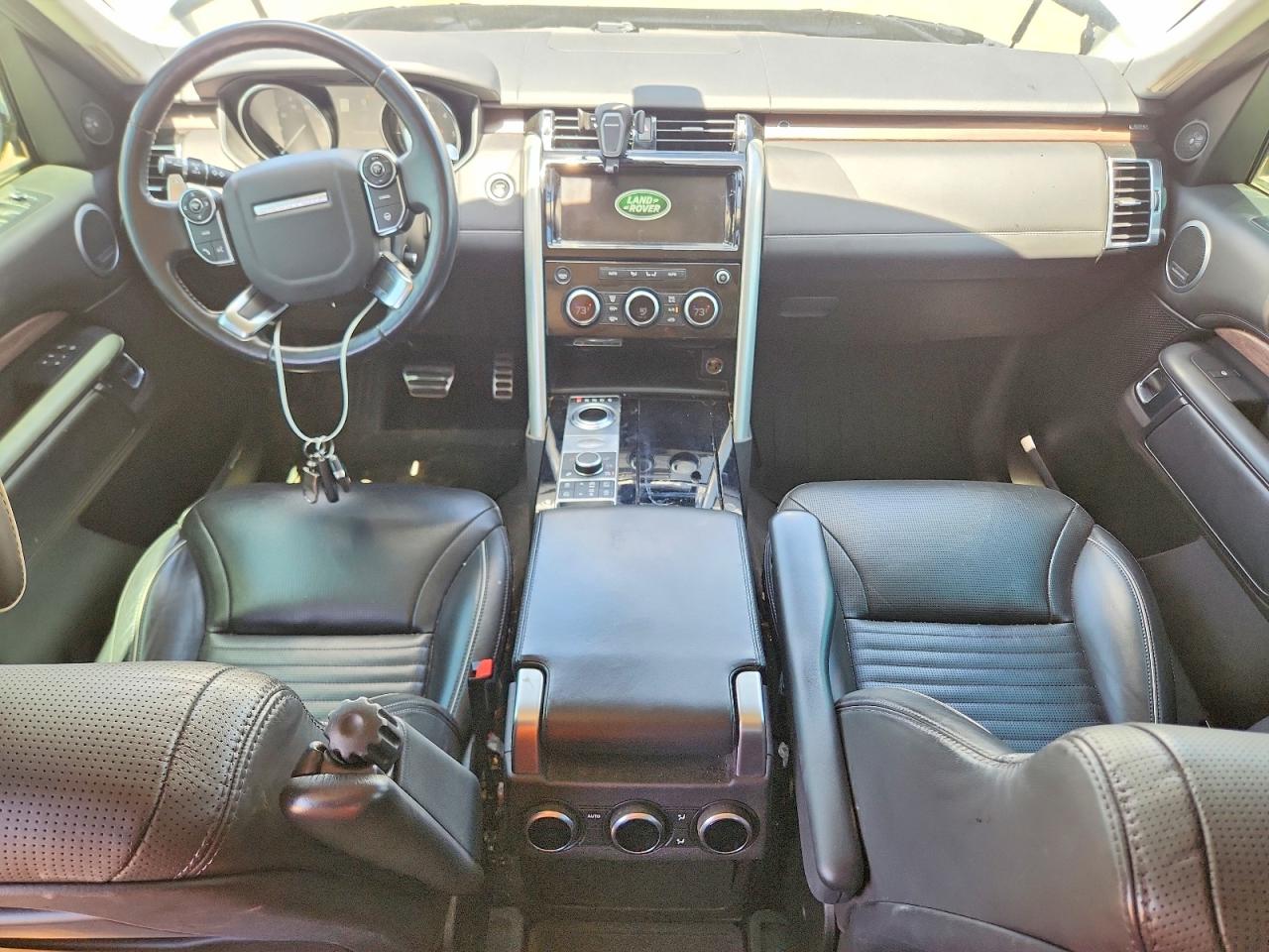 2017 Land Rover Discovery Hse Luxury White vin: SALRHBBK8HA000174
