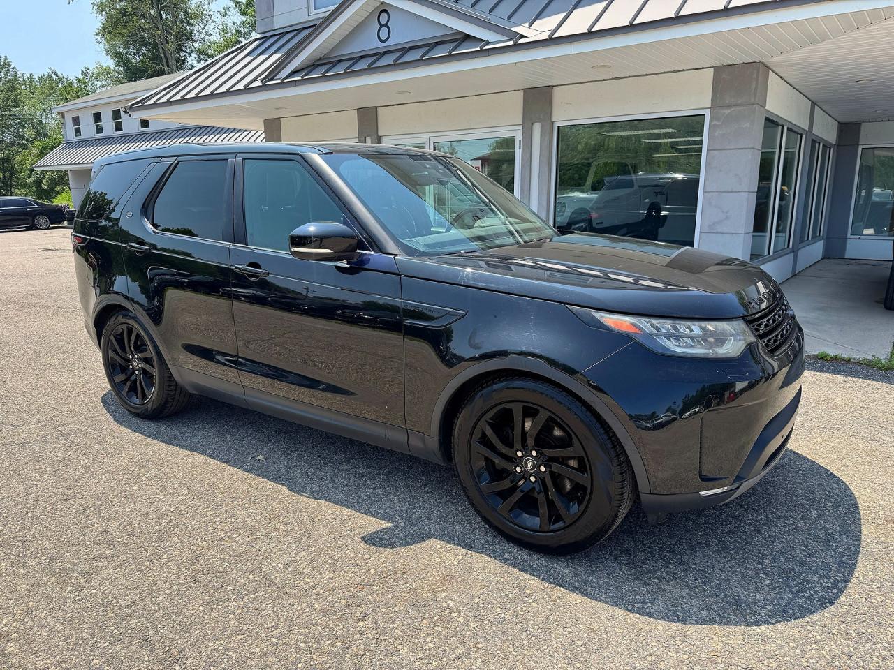 2017 Land Rover Discovery Hse Luxury Black vin: SALRHBBV2HA044665