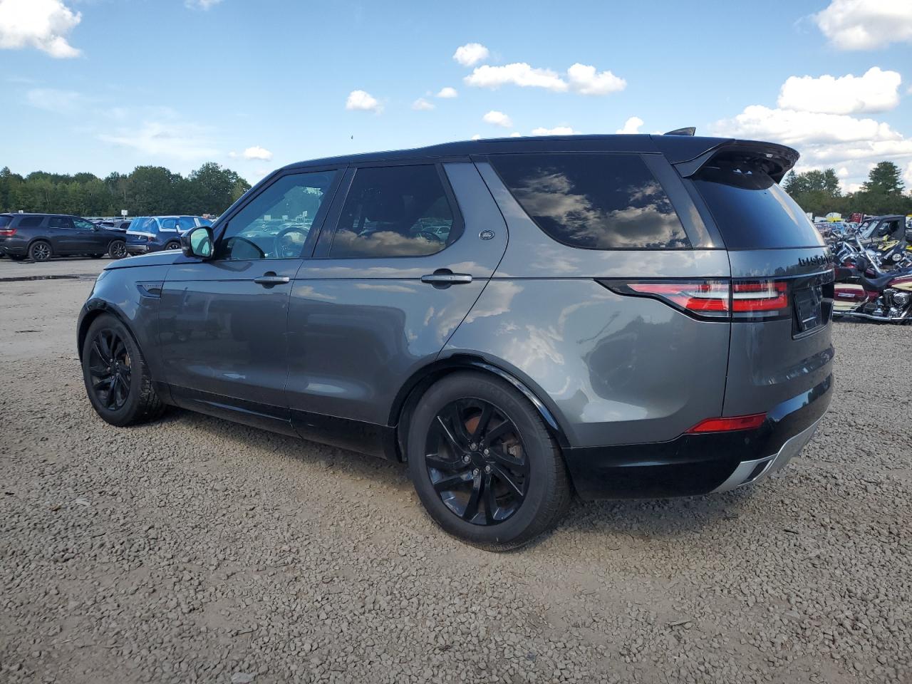 2018 Land Rover Discovery Hse Gray vin: SALRR2RV0JA049050