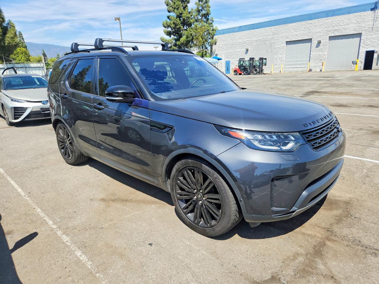 2017 Land Rover Discovery Hse Charcoal vin: SALRRBBK0HA040018