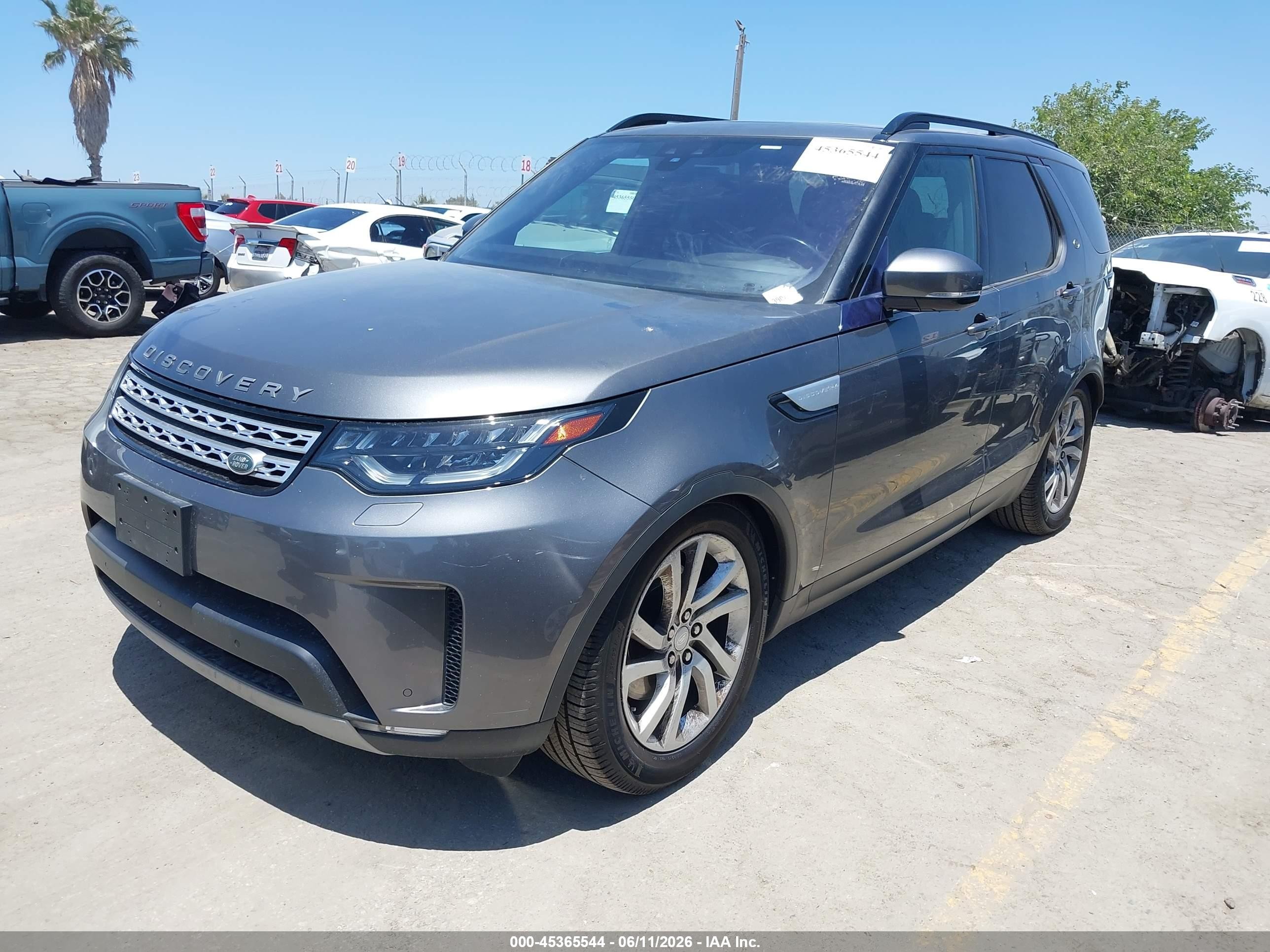 2017 Land Rover Discovery Hse Gray vin: SALRRBBK6HA017374