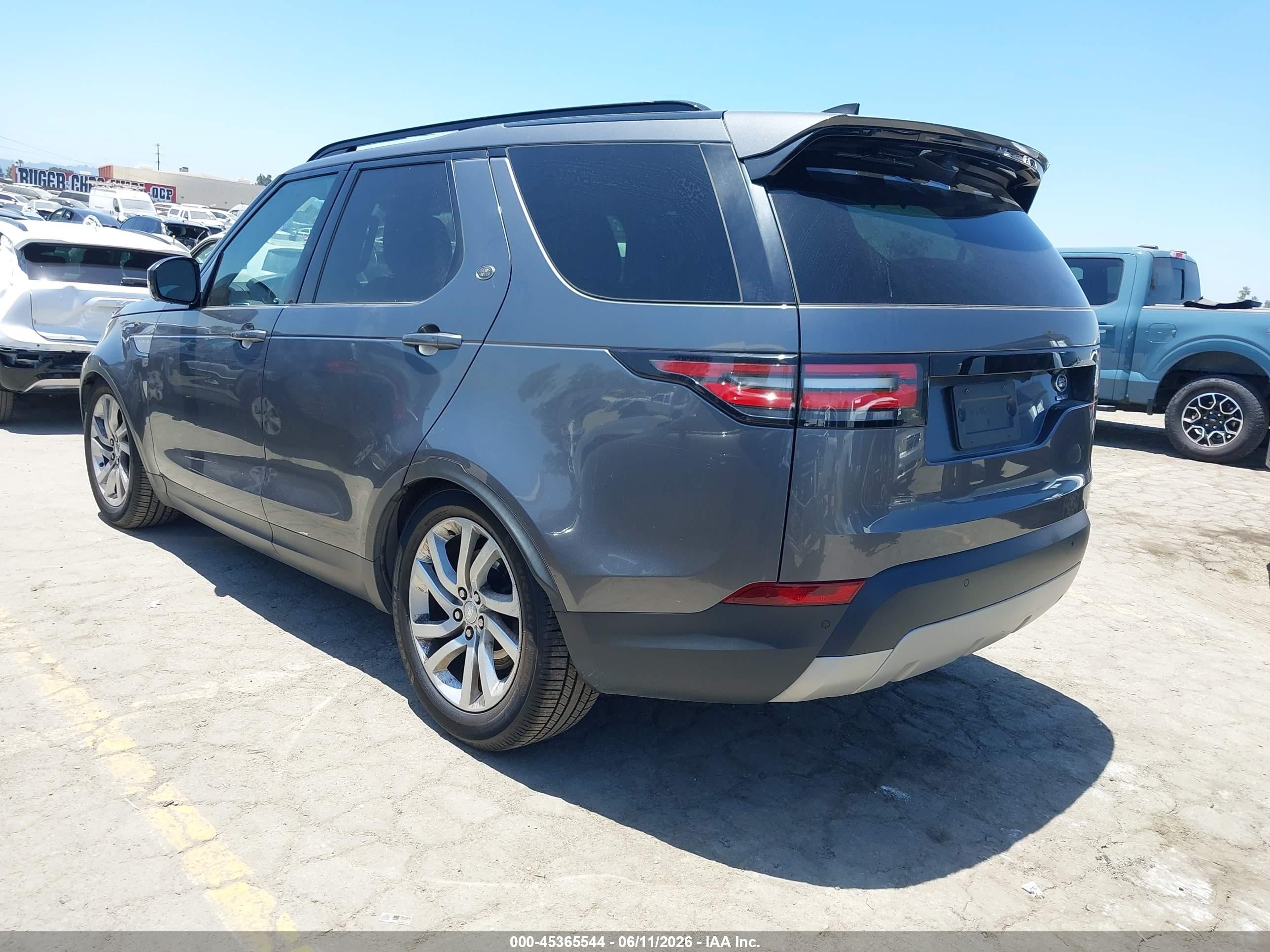 2017 Land Rover Discovery Hse Gray vin: SALRRBBK6HA017374