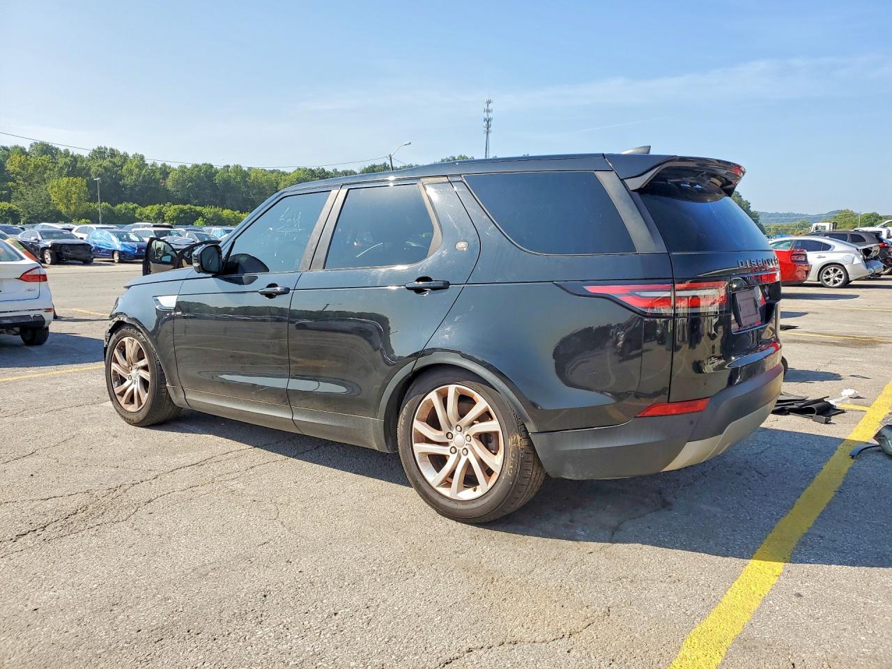 2017 Land Rover Discovery Hse Black vin: SALRRBBV1HA011217
