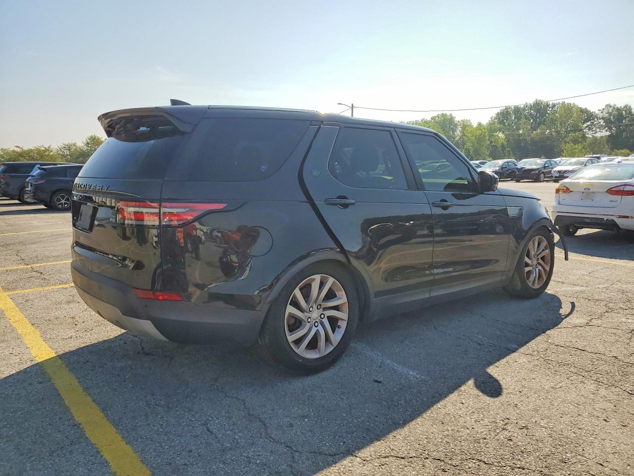 2017 Land Rover Discovery Hse Black vin: SALRRBBV1HA011217
