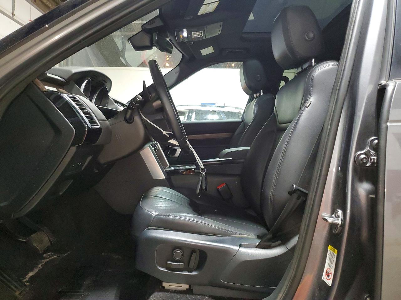 2017 Land Rover Discovery Hse Gray vin: SALRRBBV8HA013305