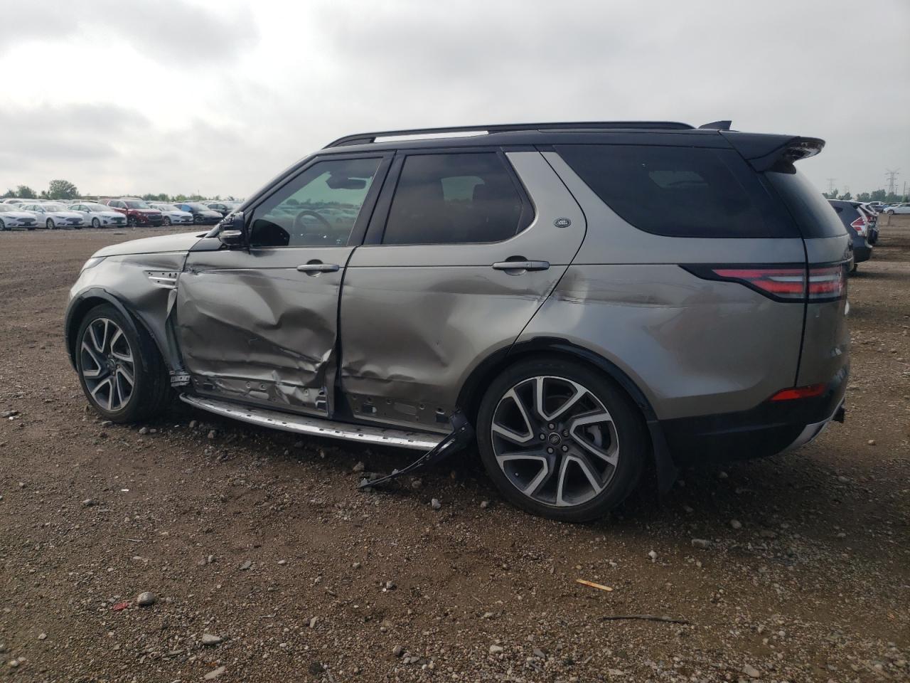 2018 Land Rover Discovery Hse Luxury Gray vin: SALRT2RV5JA055587
