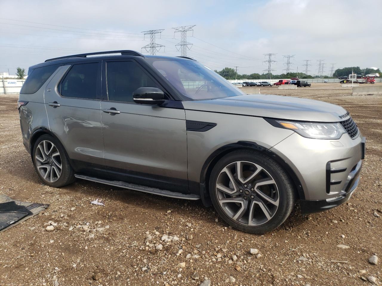 2018 Land Rover Discovery Hse Luxury Gray vin: SALRT2RV5JA055587