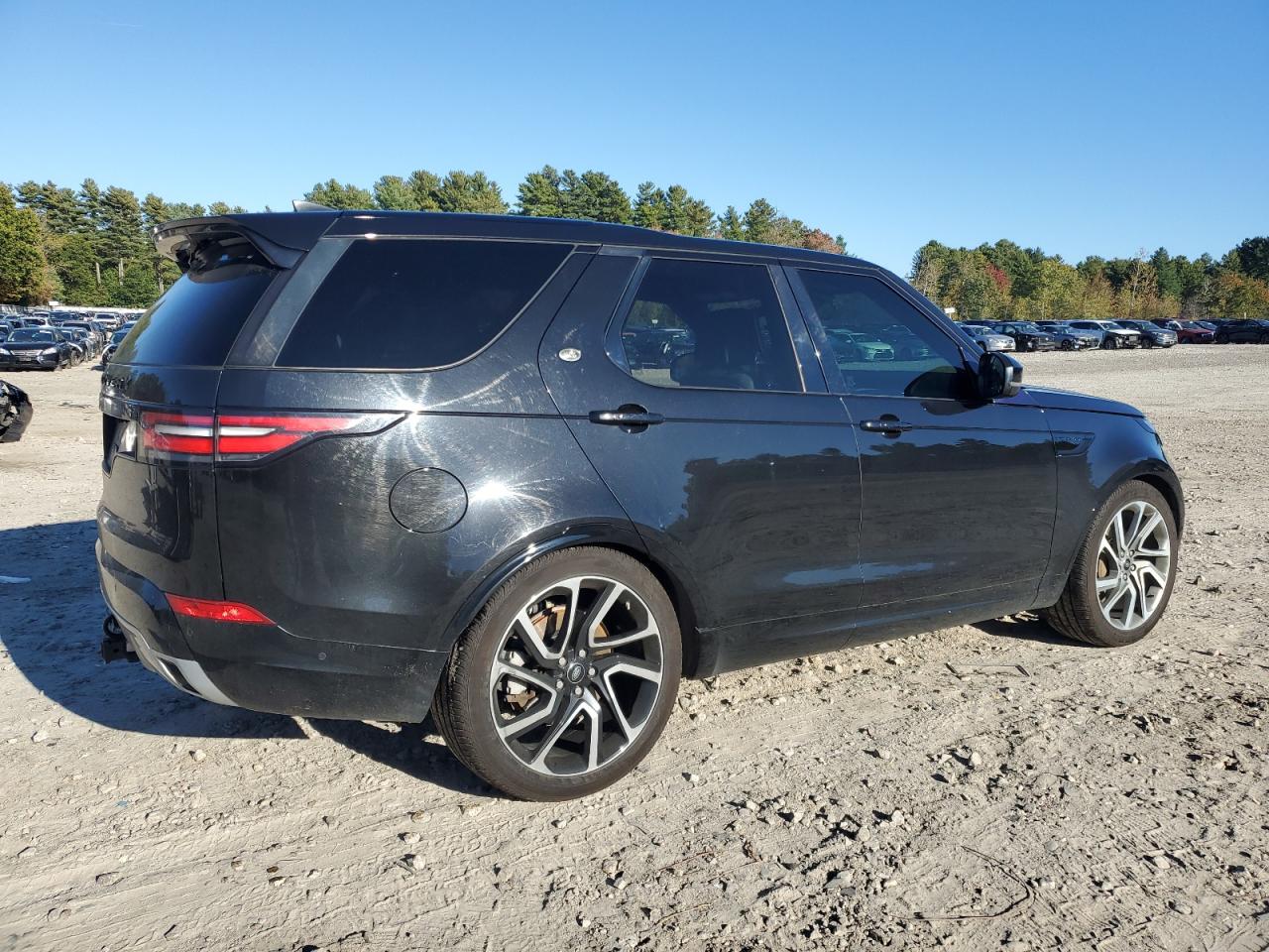 2018 Land Rover Discovery Hse Luxury Черный vin: SALRT2RV5JA065150