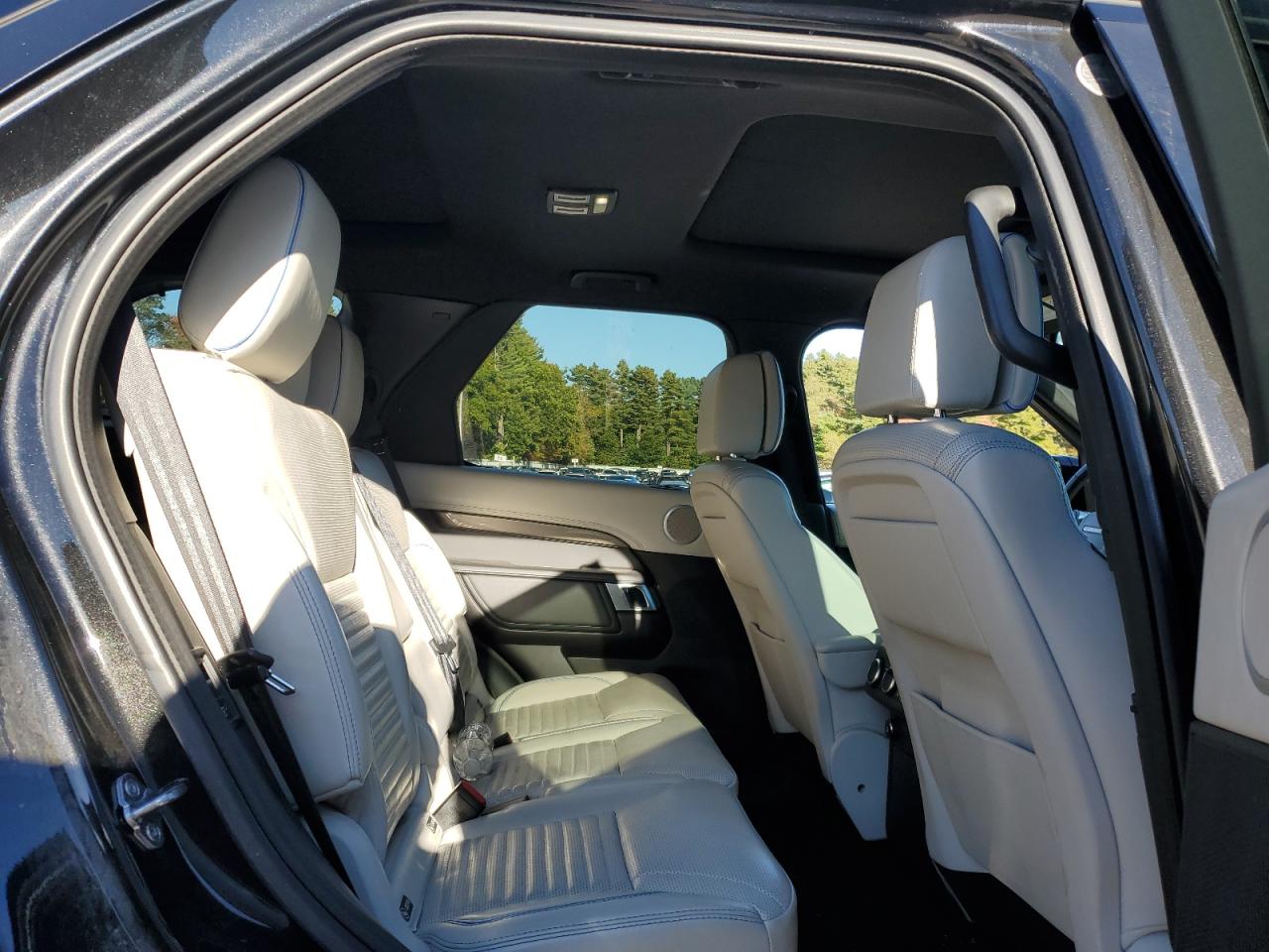 2018 Land Rover Discovery Hse Luxury Черный vin: SALRT2RV5JA065150
