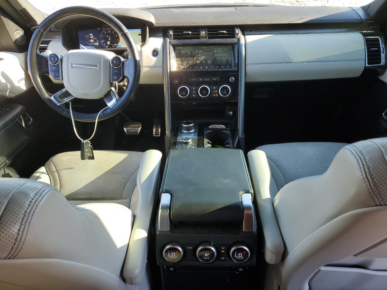 2018 Land Rover Discovery Hse Luxury Черный vin: SALRT2RV5JA065150