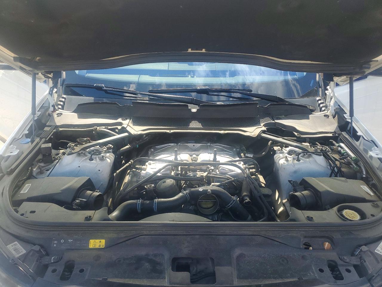 2018 Land Rover Discovery Hse Luxury White vin: SALRT2RV9JA068276