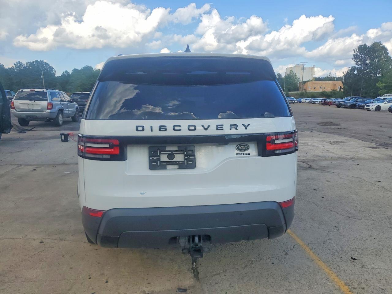 2018 Land Rover Discovery Hse Luxury White vin: SALRT2RV9JA068276