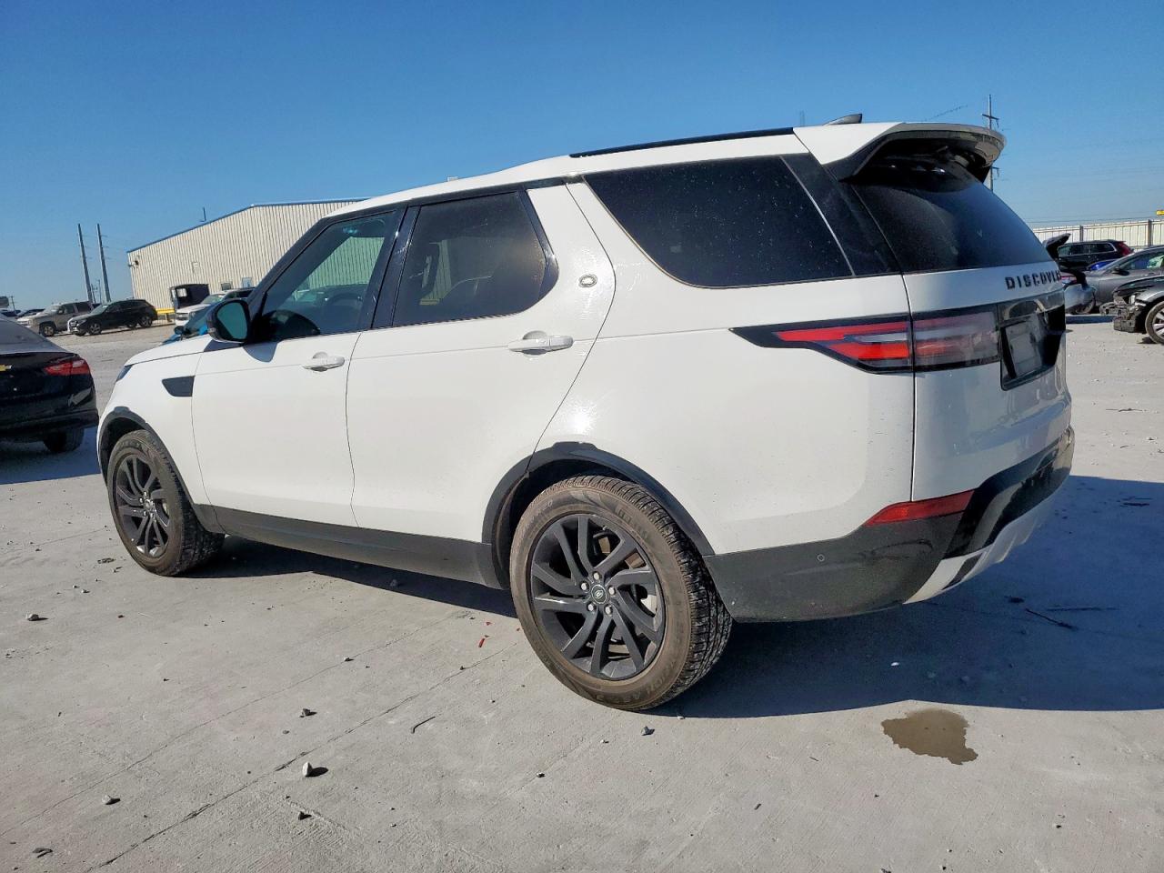 2020 Land Rover Discovery Landmark White vin: SALRU2RV2L2415635