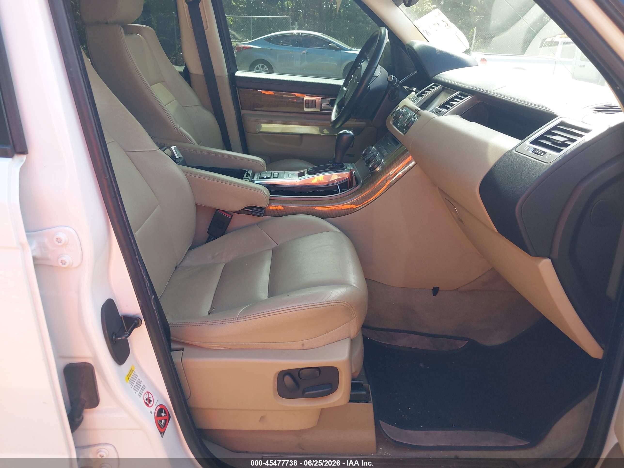 2012 Land Rover Range Rover Sport Hse White vin: SALSF2D44CA729450