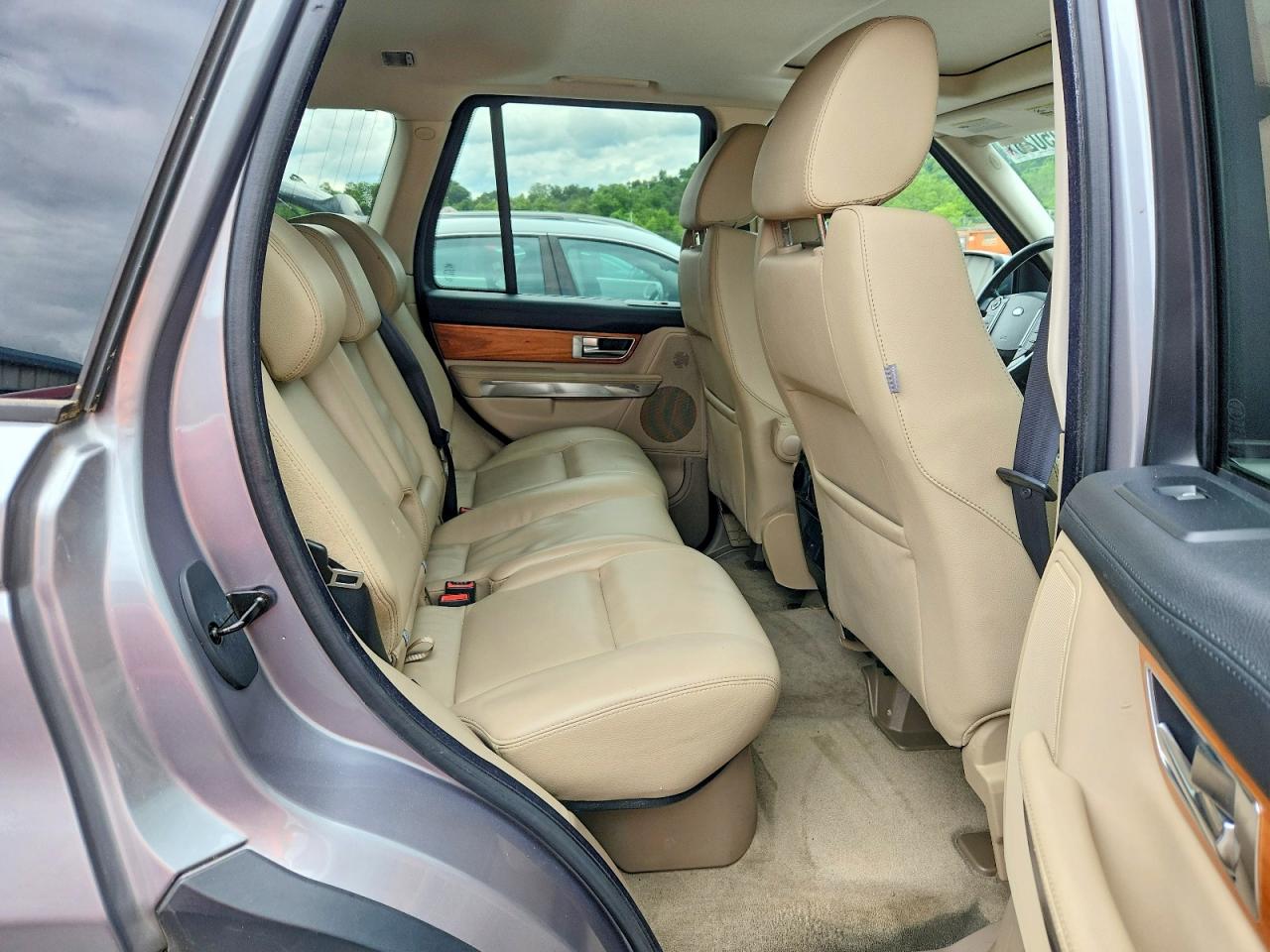 2011 Land Rover Range Rover Sport Hse Серебряный vin: SALSF2D45BA716544