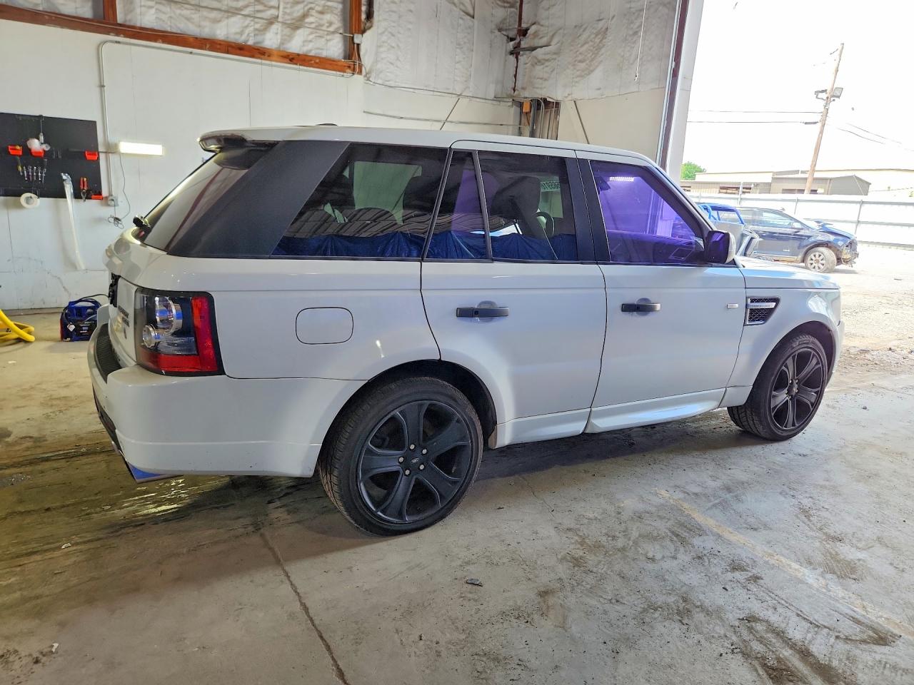 2011 Land Rover Range Rover Sport Hse White vin: SALSF2D46BA261655