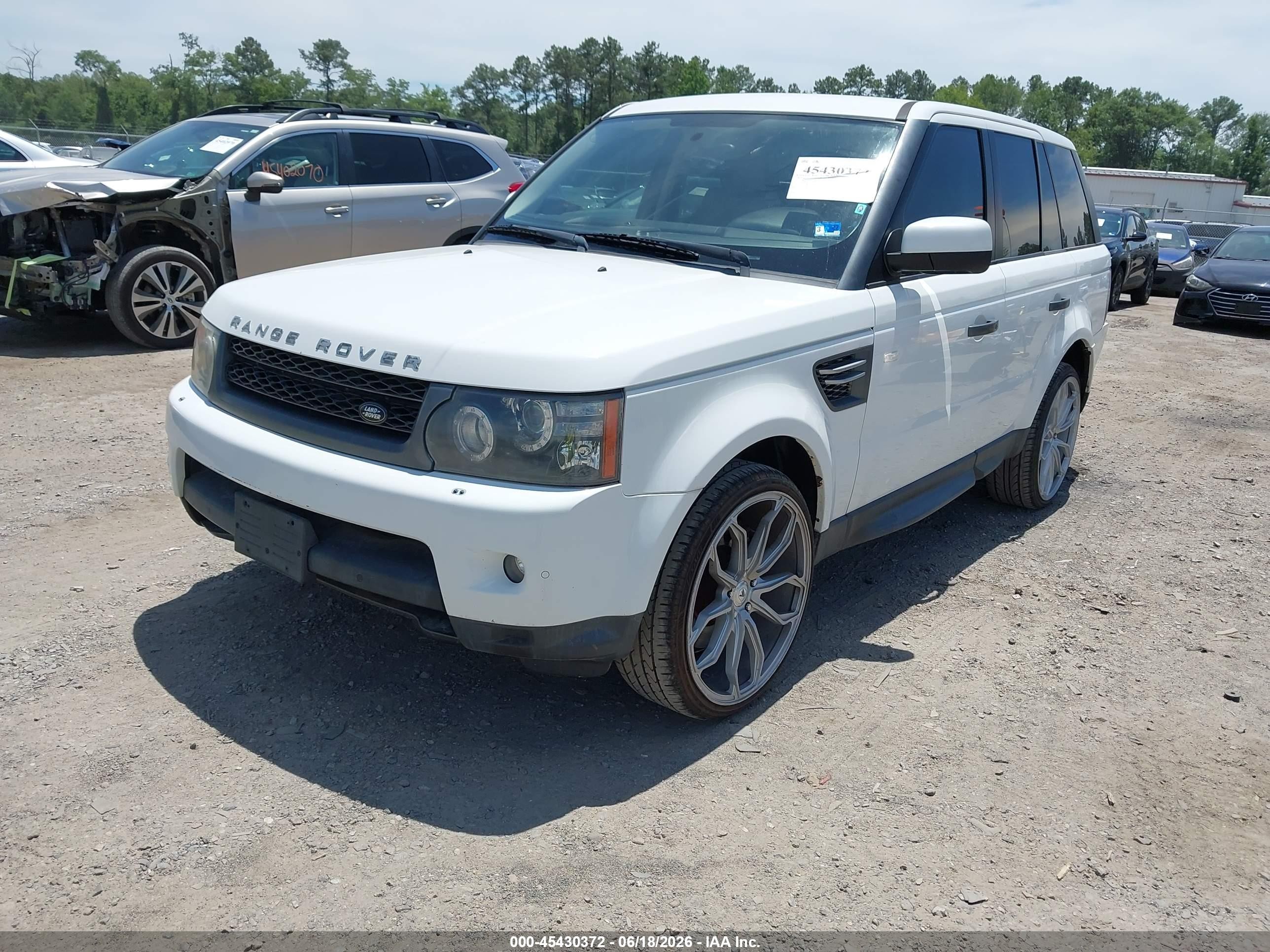 2011 Land Rover Range Rover Sport Hse White vin: SALSF2D49BA273198