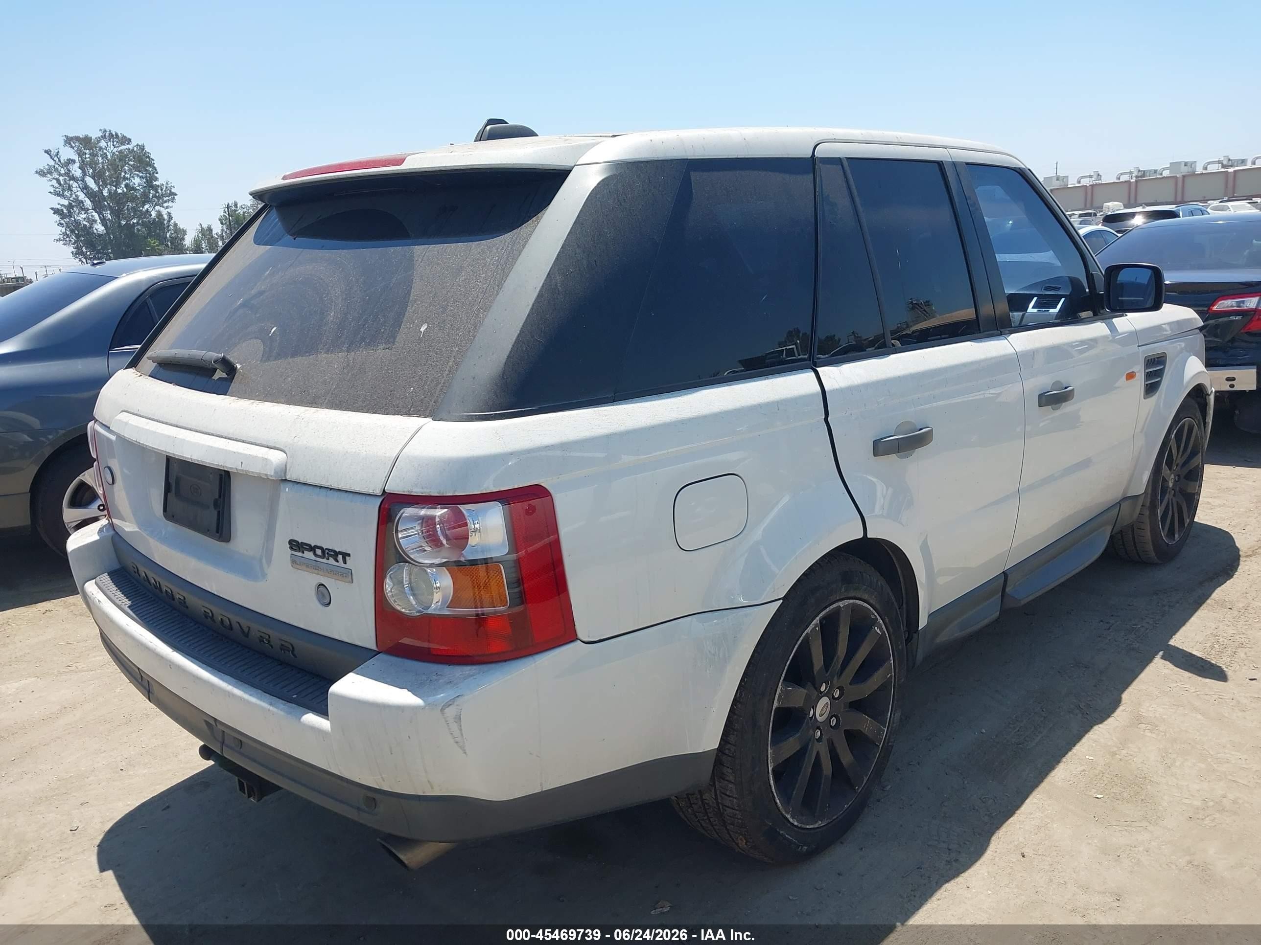 2007 Land Rover Range Rover Sport Supercharged White vin: SALSH23417A987295
