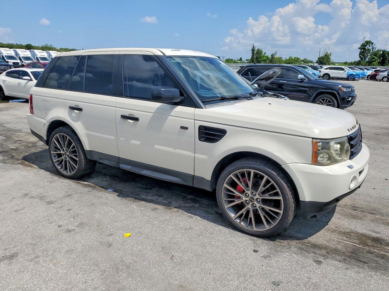 2009 Land Rover Range Rover Sport Supercharged White vin: SALSH23429A195675