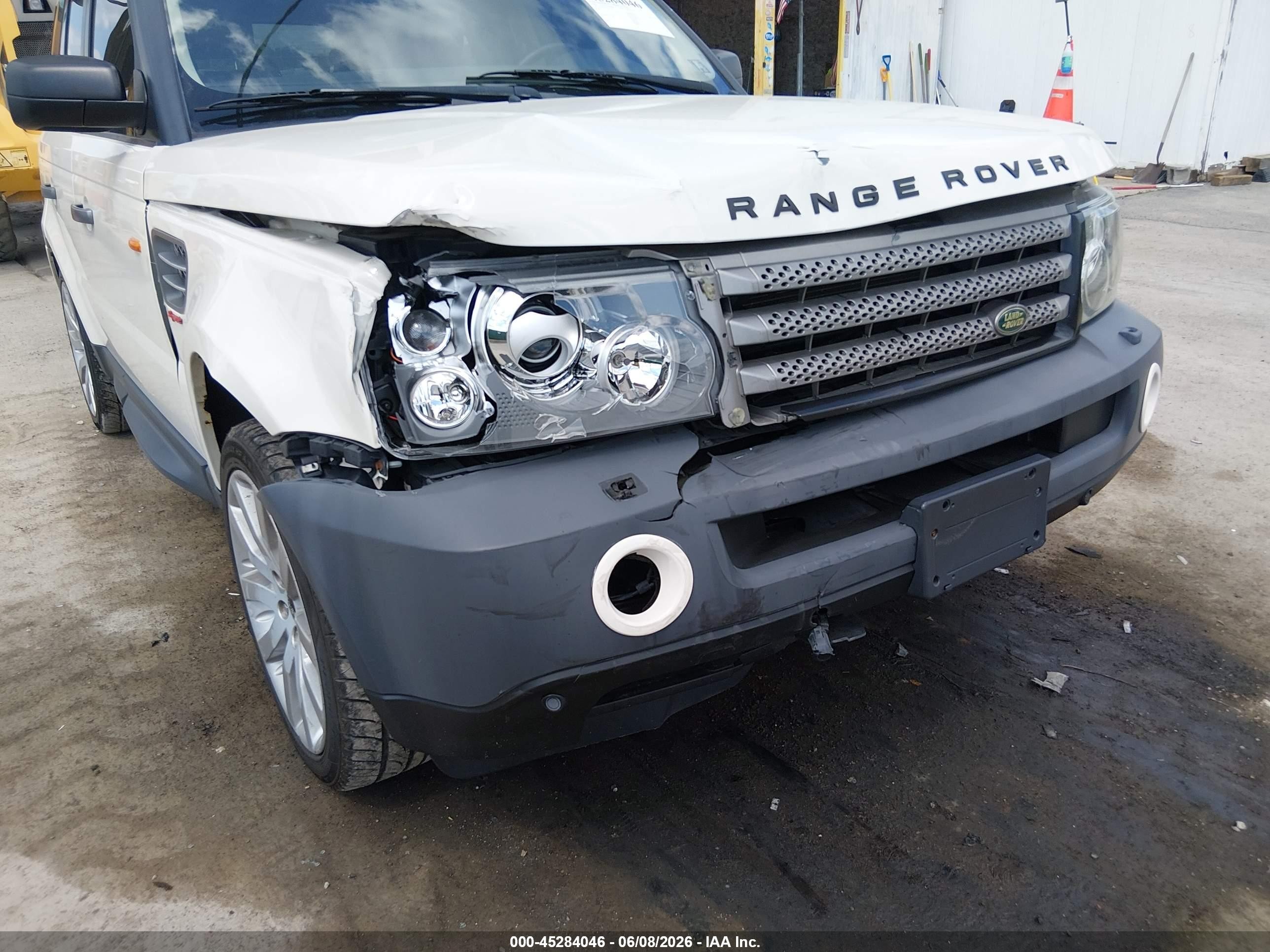 2008 Land Rover Range Rover Sport Supercharged White vin: SALSH23448A173143