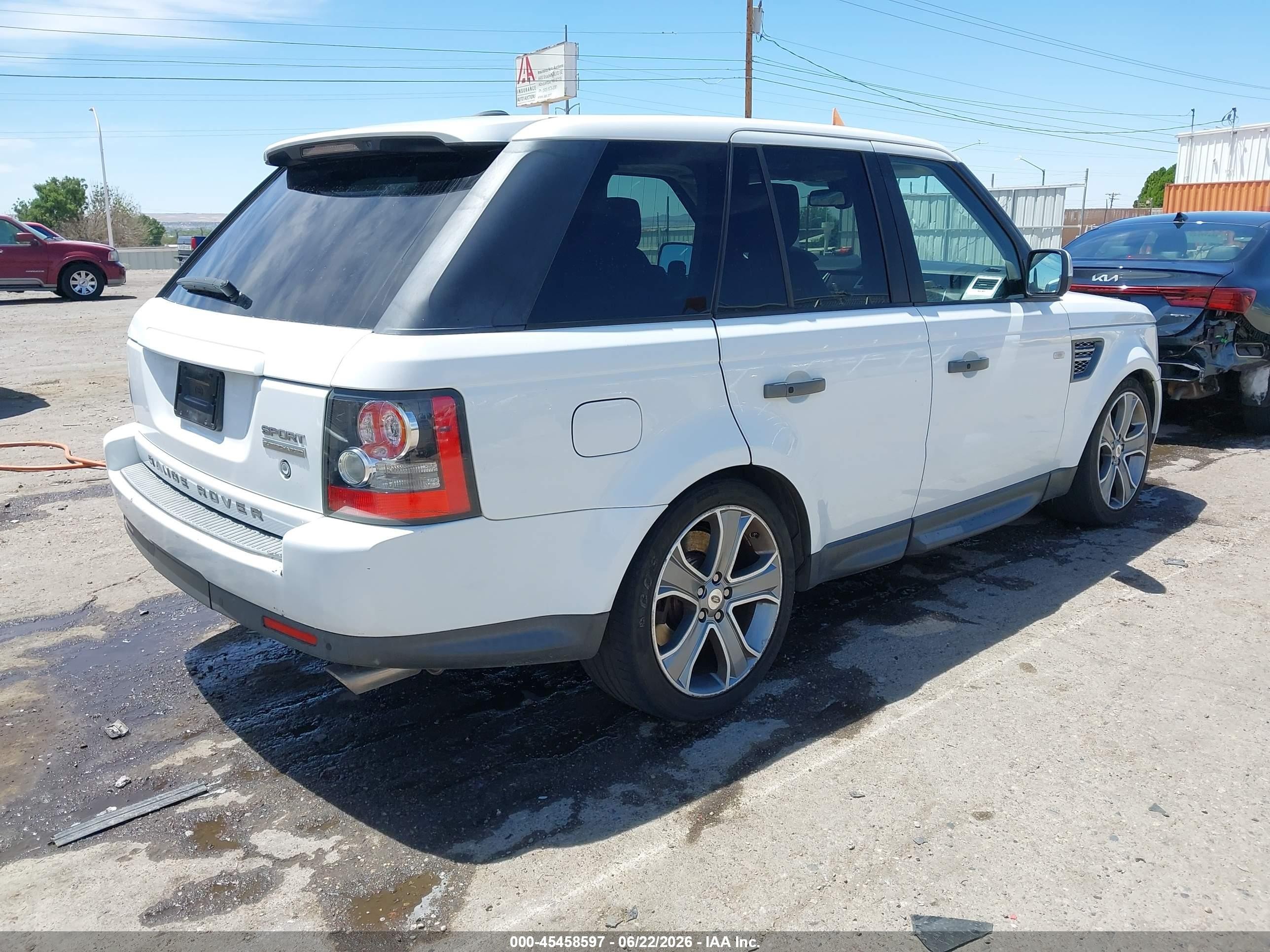 2011 Land Rover Range Rover Sport Supercharged White vin: SALSH2E43BA713974