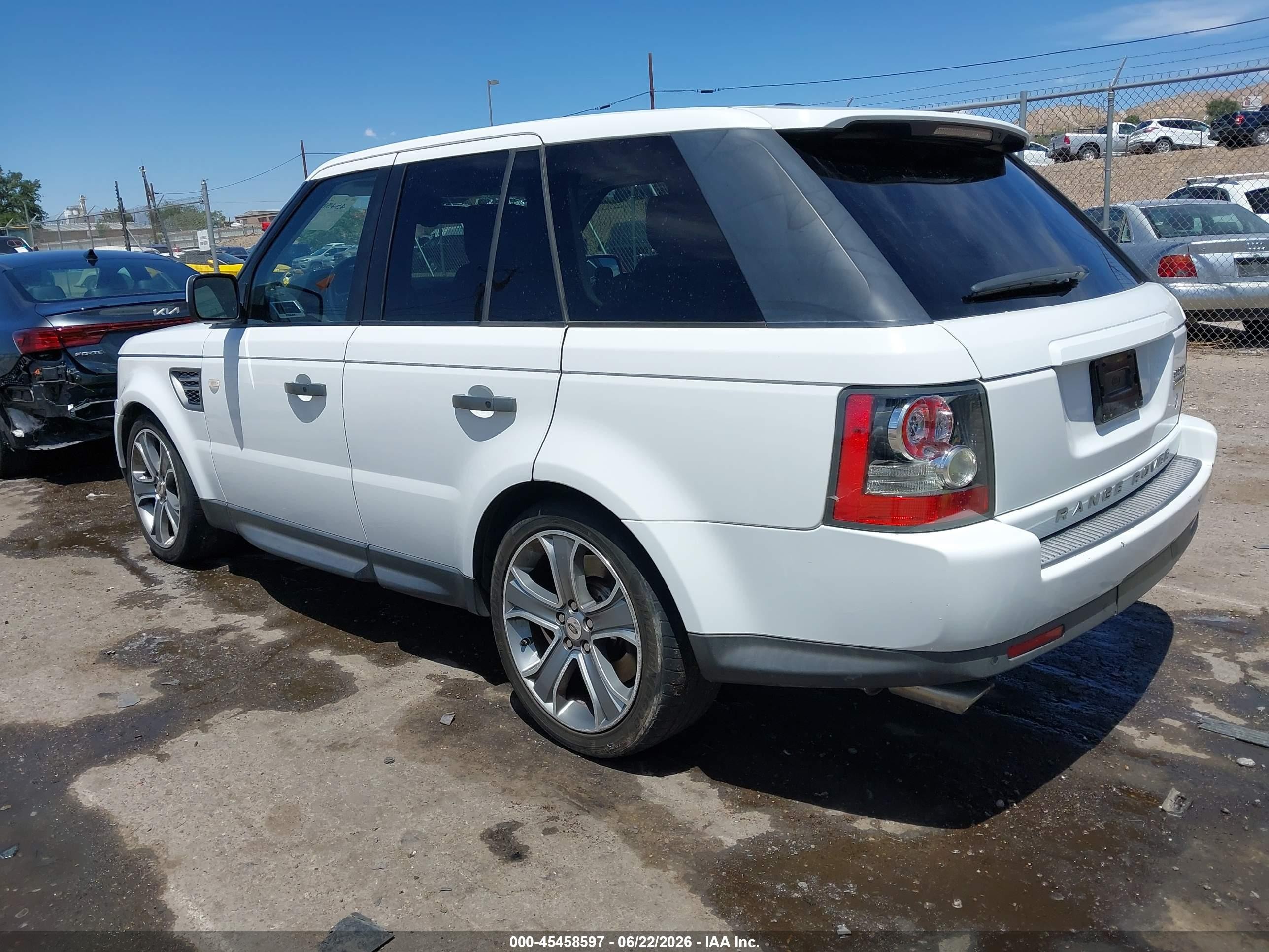 2011 Land Rover Range Rover Sport Supercharged White vin: SALSH2E43BA713974