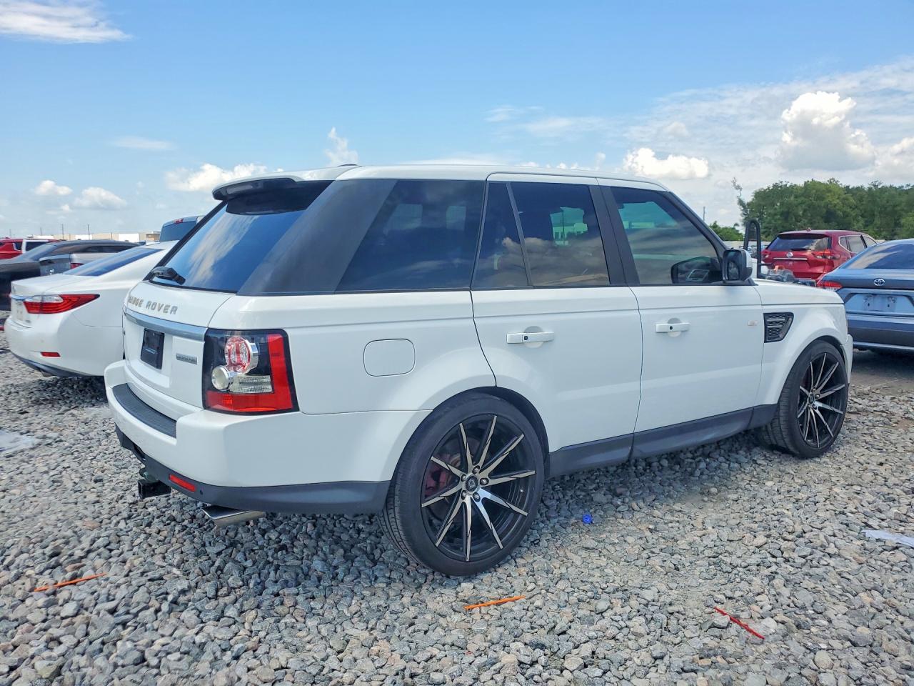 2013 Land Rover Range Rover Sport Sc White vin: SALSH2E44DA773832