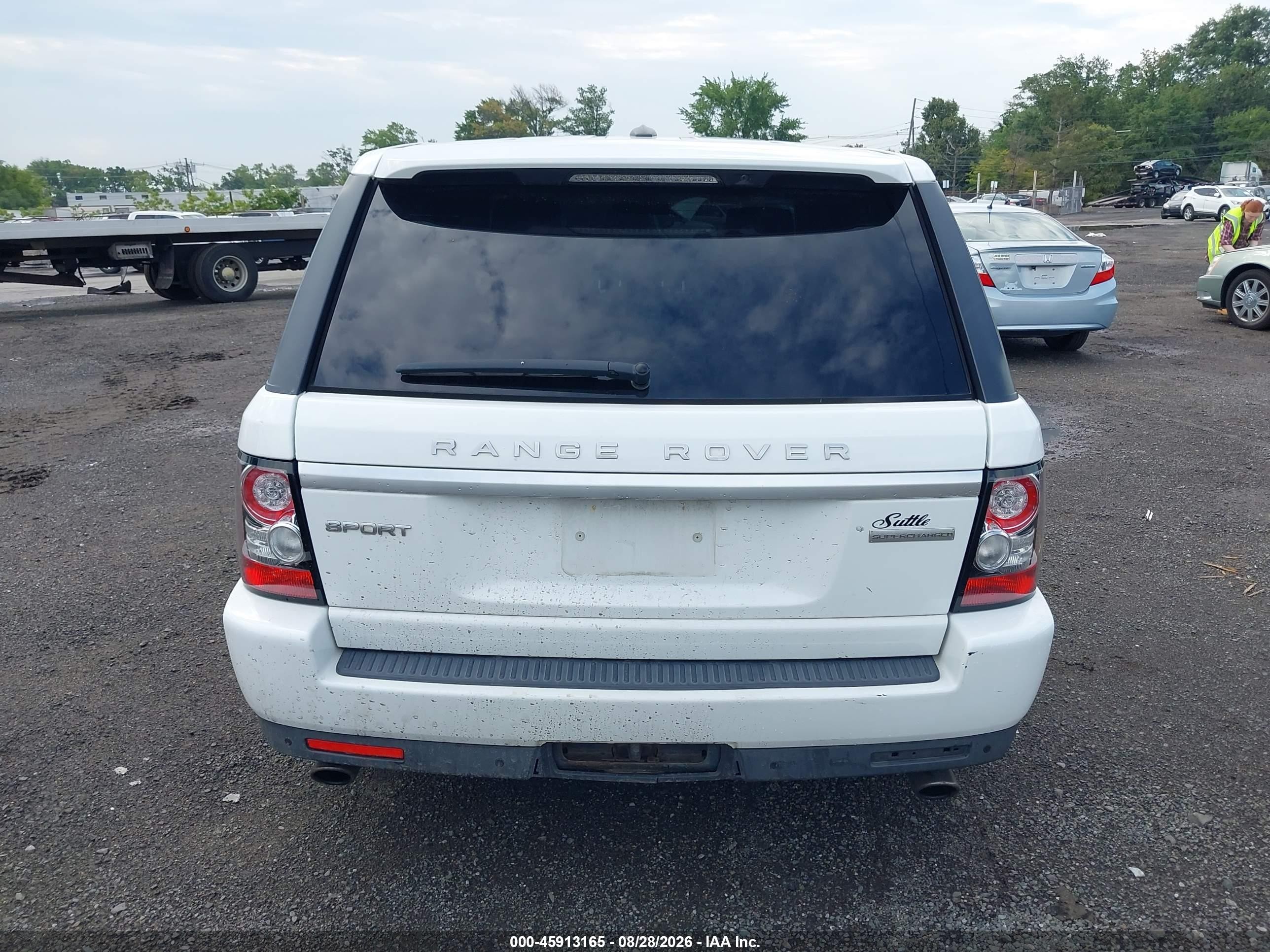 2013 Land Rover Range Rover Sport   White vin: SALSH2E45DA766887