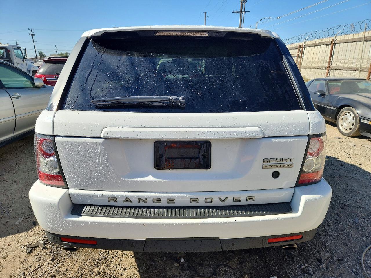 2011 Land Rover Range Rover Sport Sc White vin: SALSH2E49BA287434